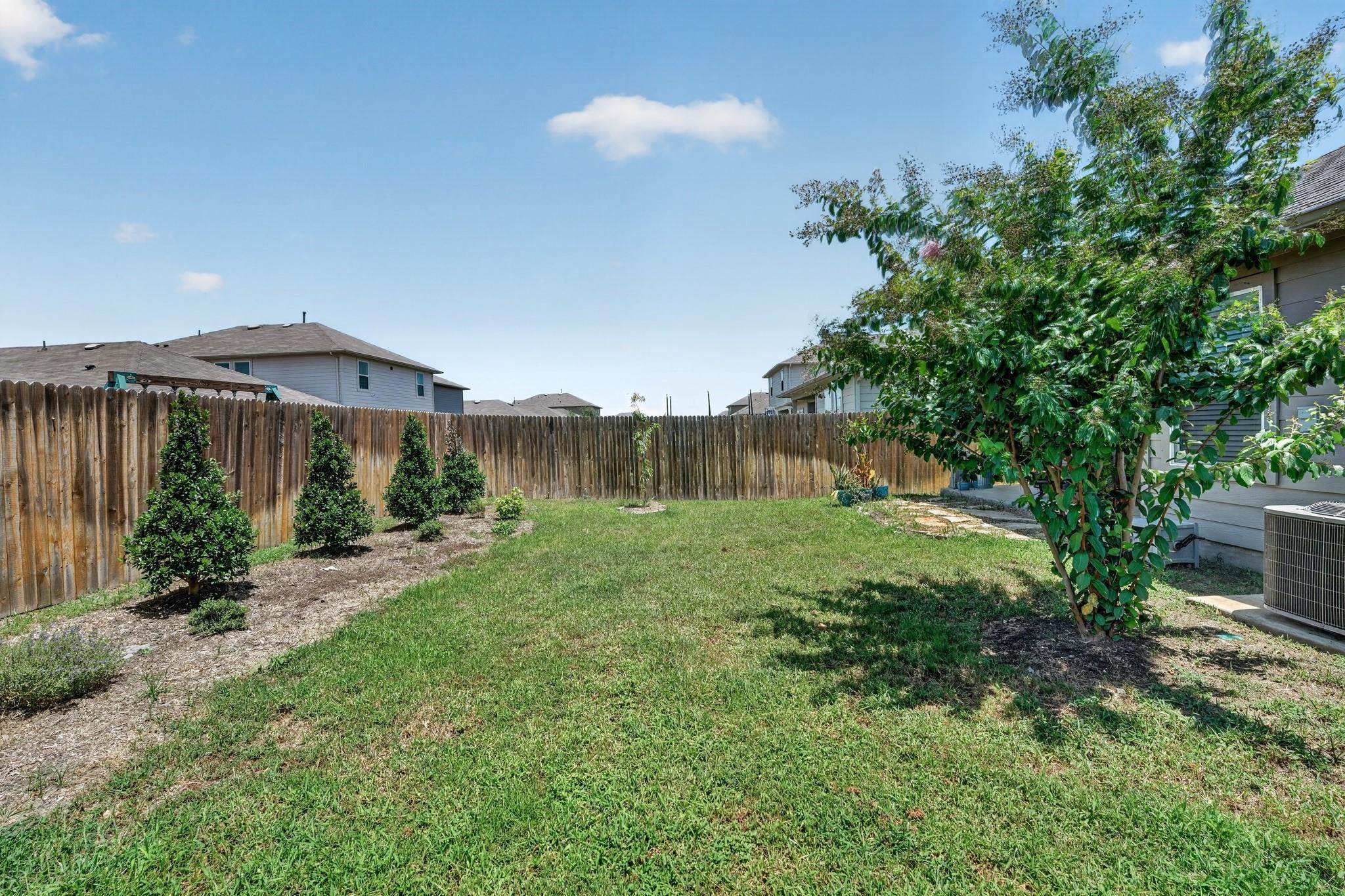 196 Harvest Creek Dr Property Photo 33