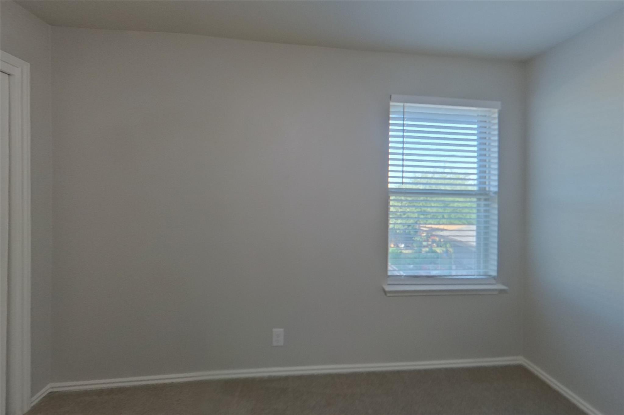 240 Dragon Ridge Rd Property Photo 13