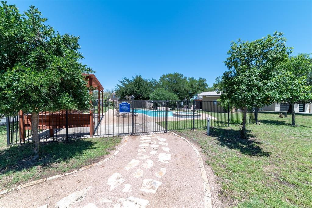 132 Bedford Dr Property Photo 34
