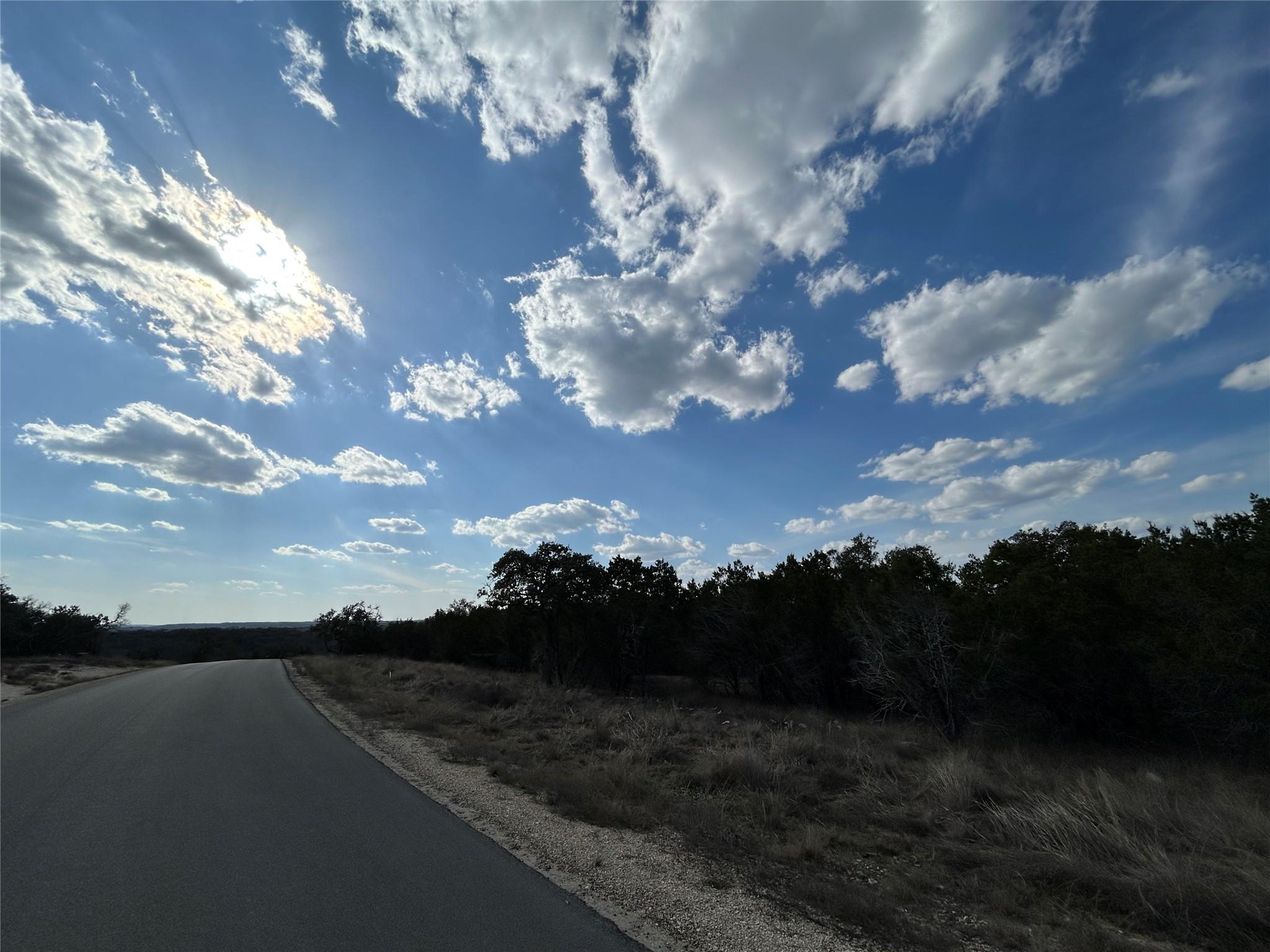 1007 Pristine Trl Property Photo 4