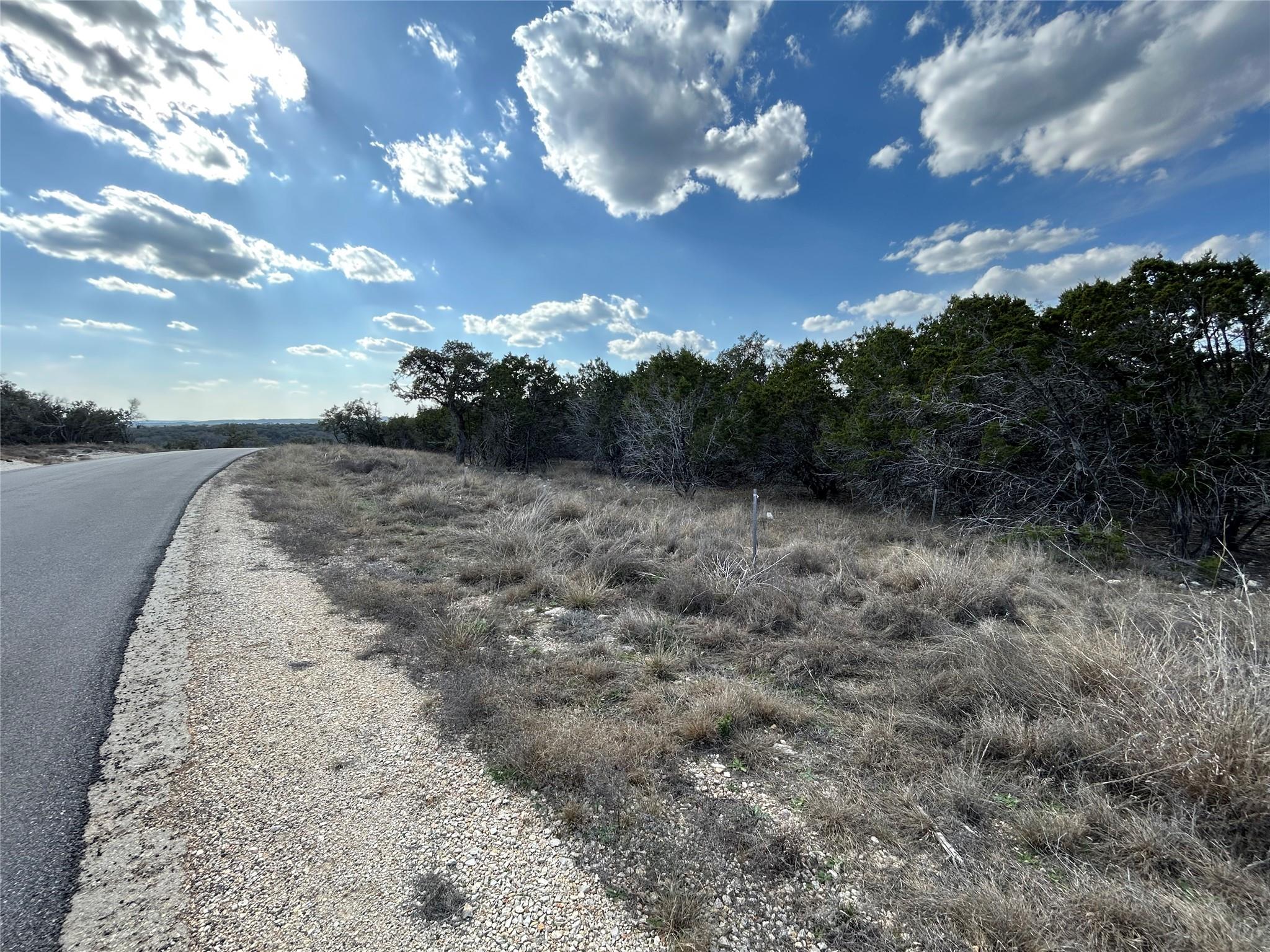 1007 Pristine Trl Property Photo 7