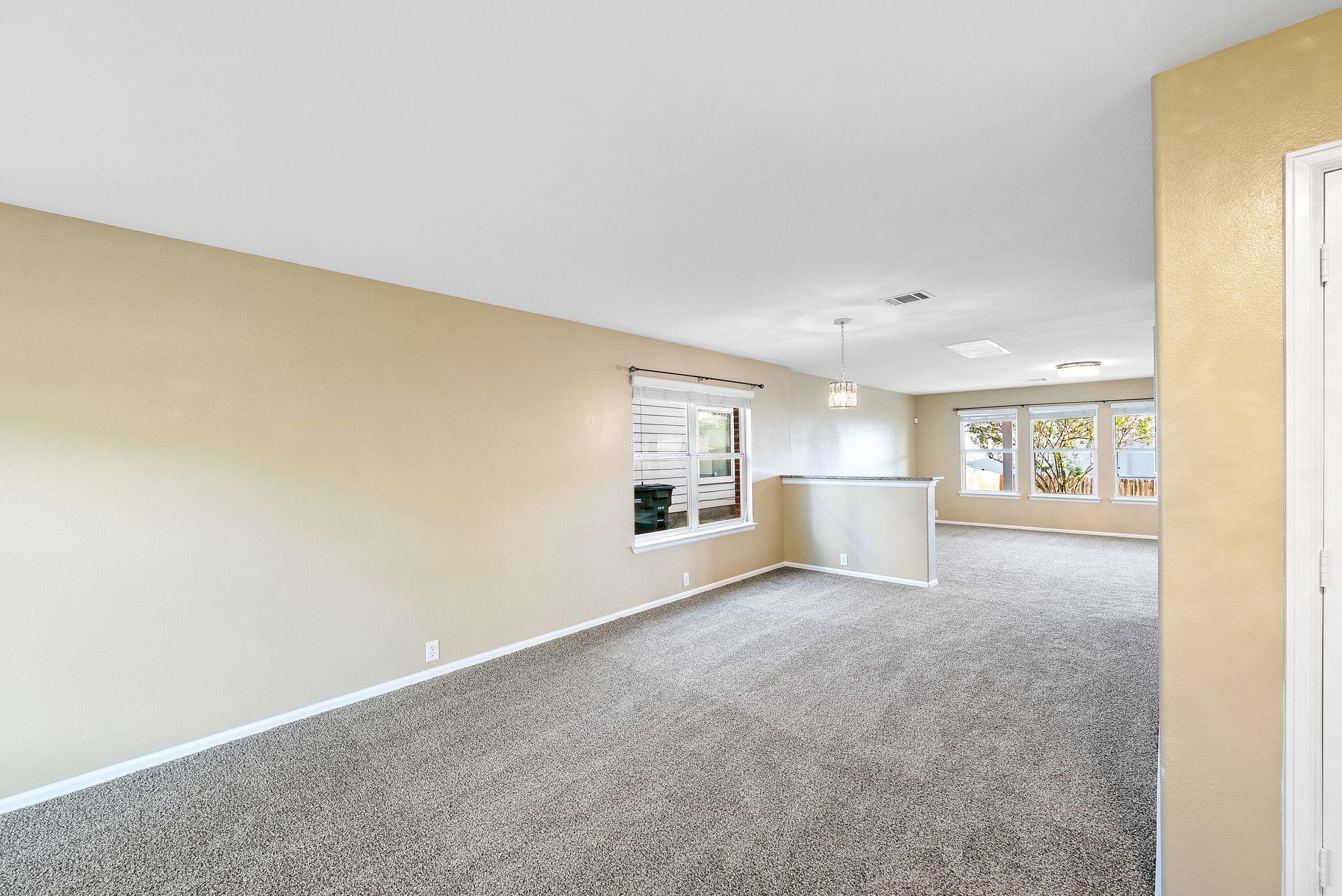 9431 Massaro St Property Photo 3