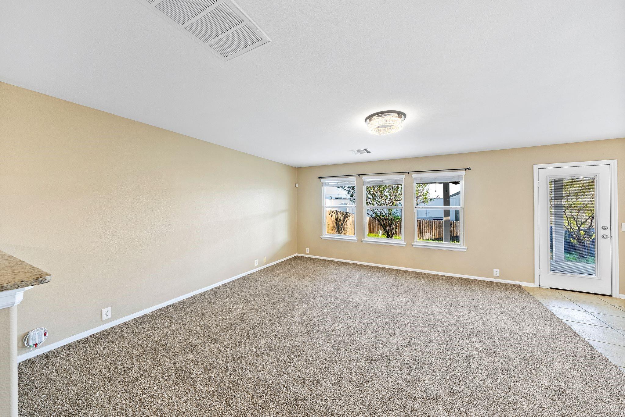 9431 Massaro St Property Photo 6