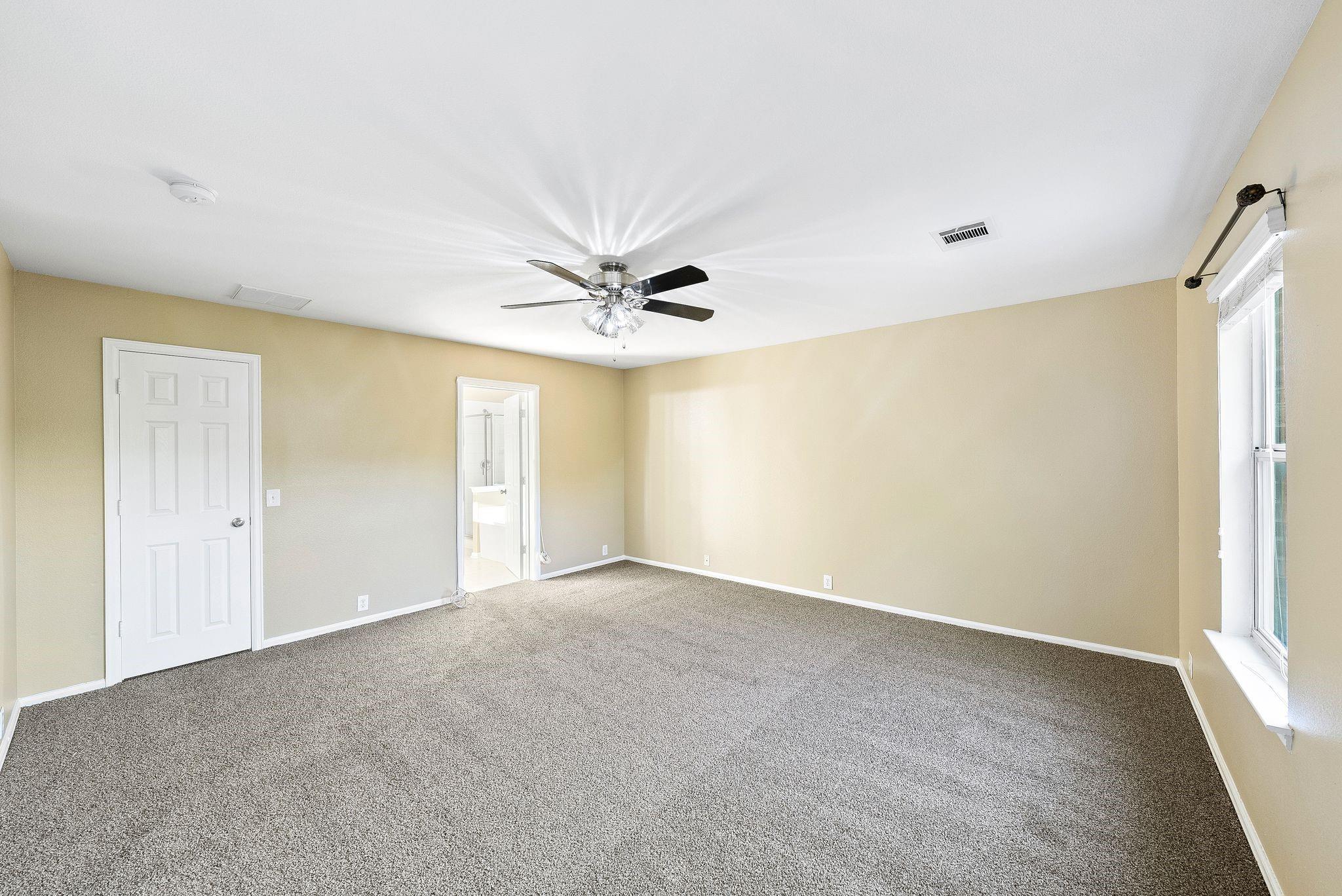 9431 Massaro St Property Photo 17