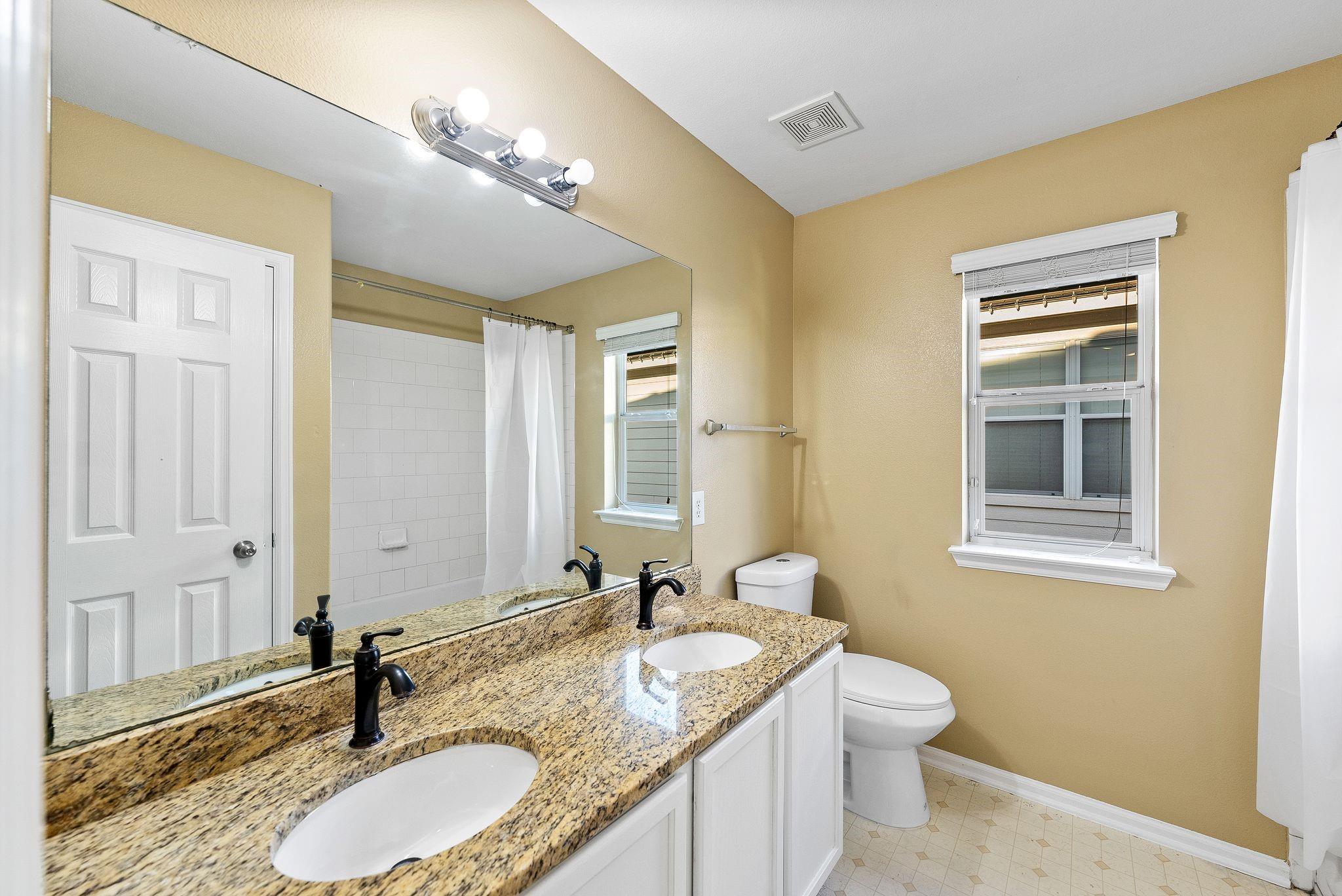 9431 Massaro St Property Photo 26