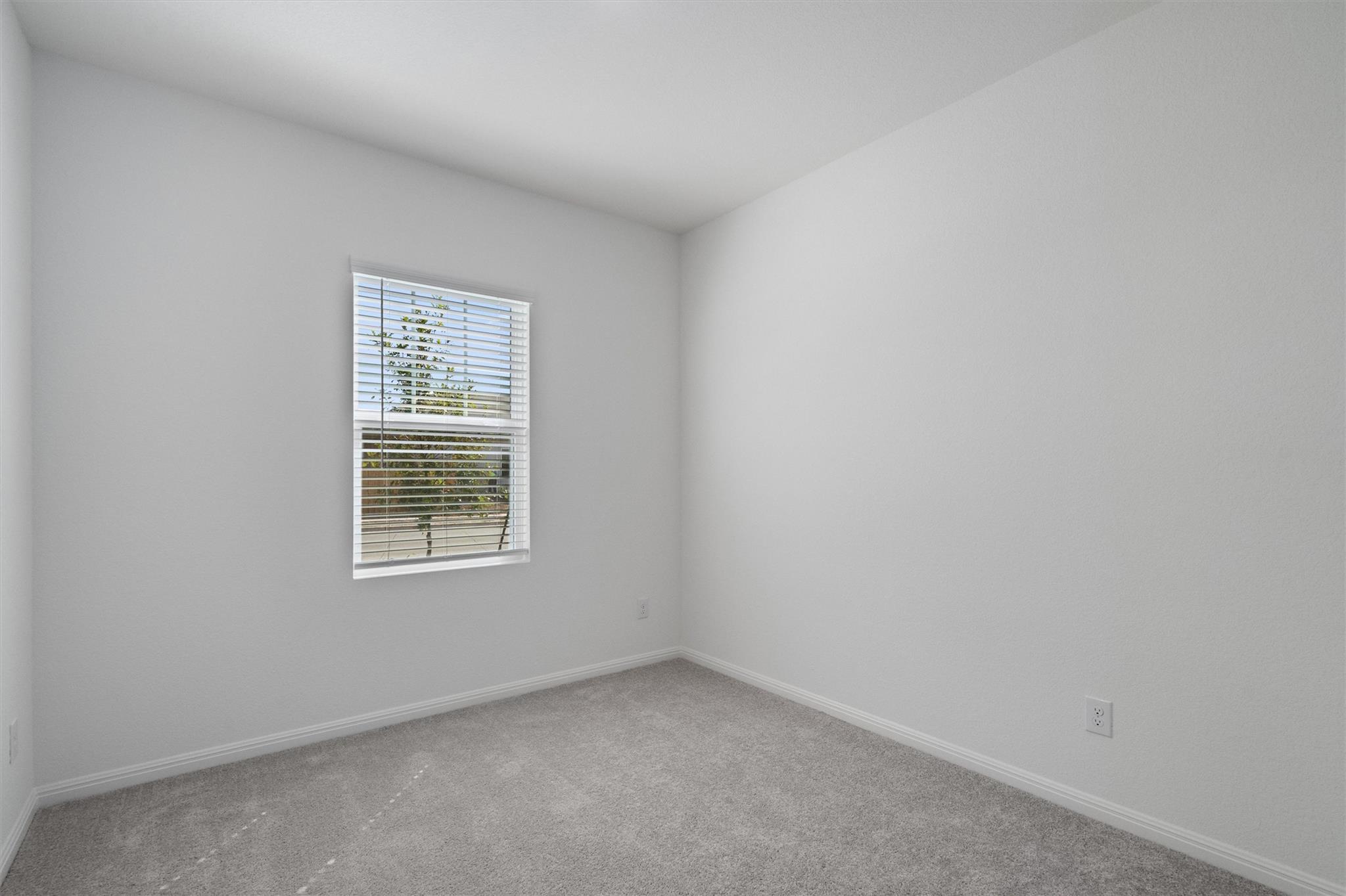 105 Bridgeview Dr Property Photo 16
