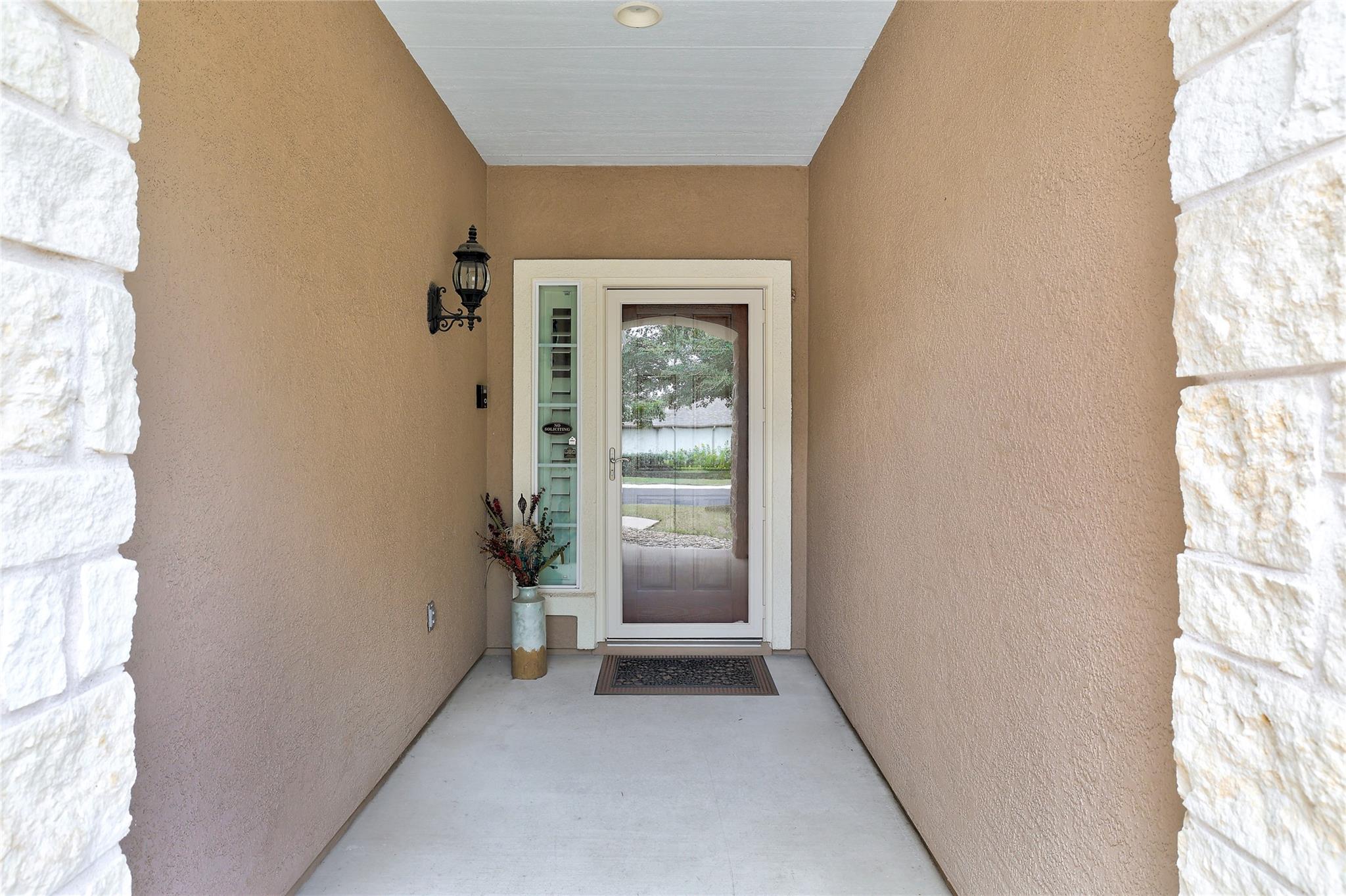 707 Apache Mountain Ln Property Photo 5