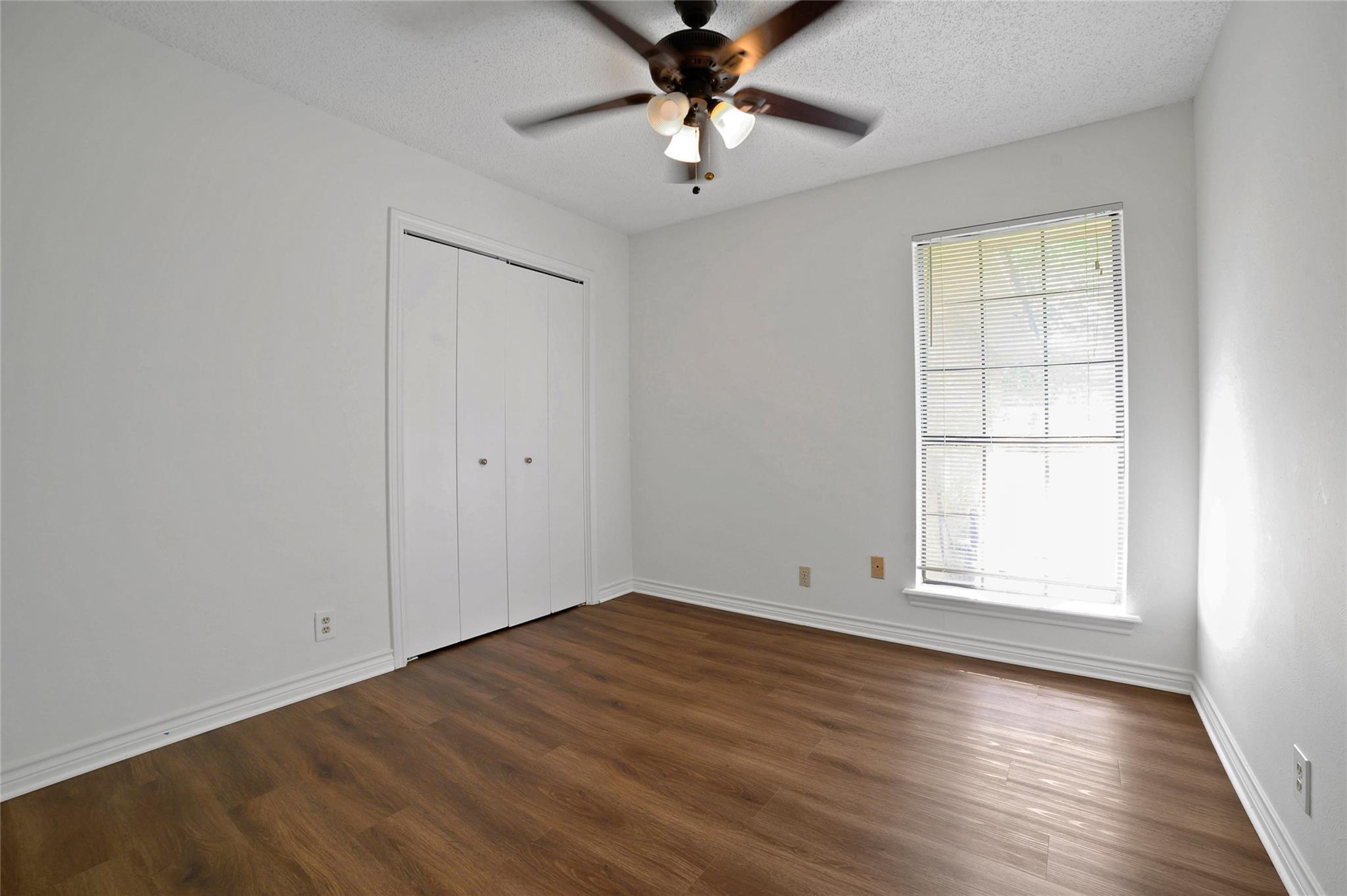601 Cedar Ridge Dr Property Photo 19