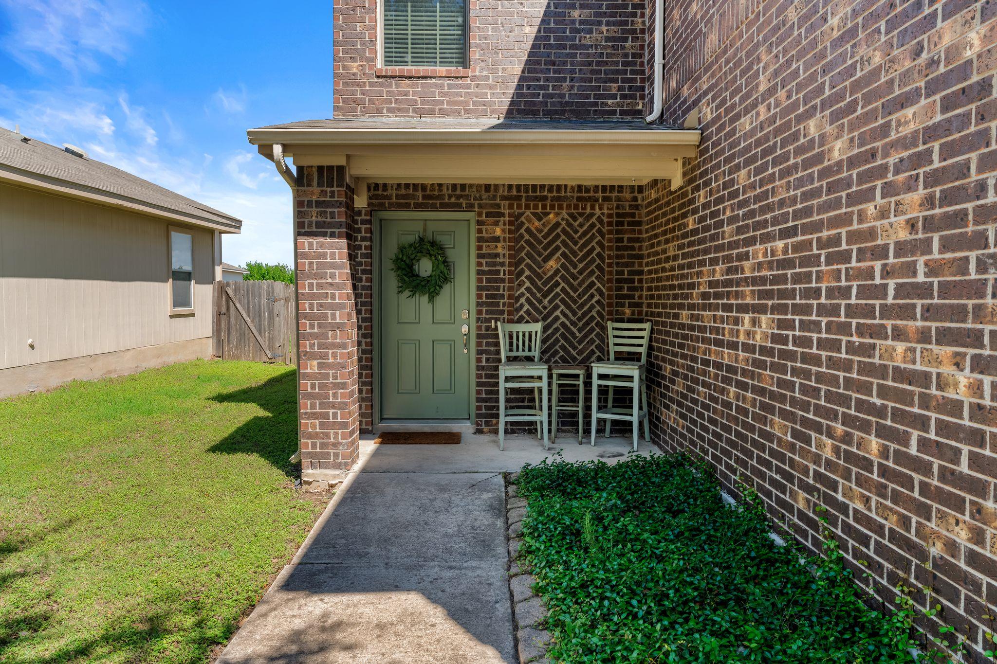 6735 Plains Crest Dr Property Photo 2