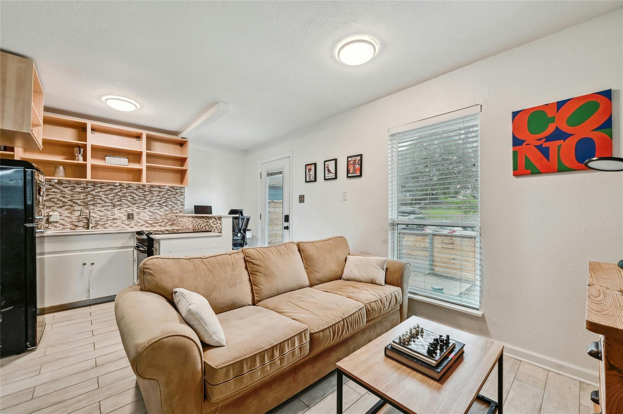 1103 Kenwood Ave #a Property Photo 5