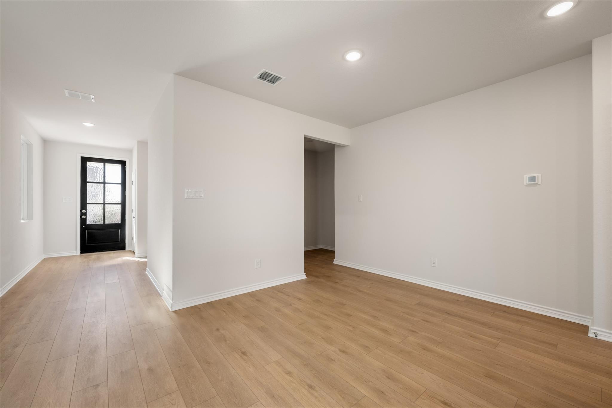 160 Ranier Way Property Photo 8