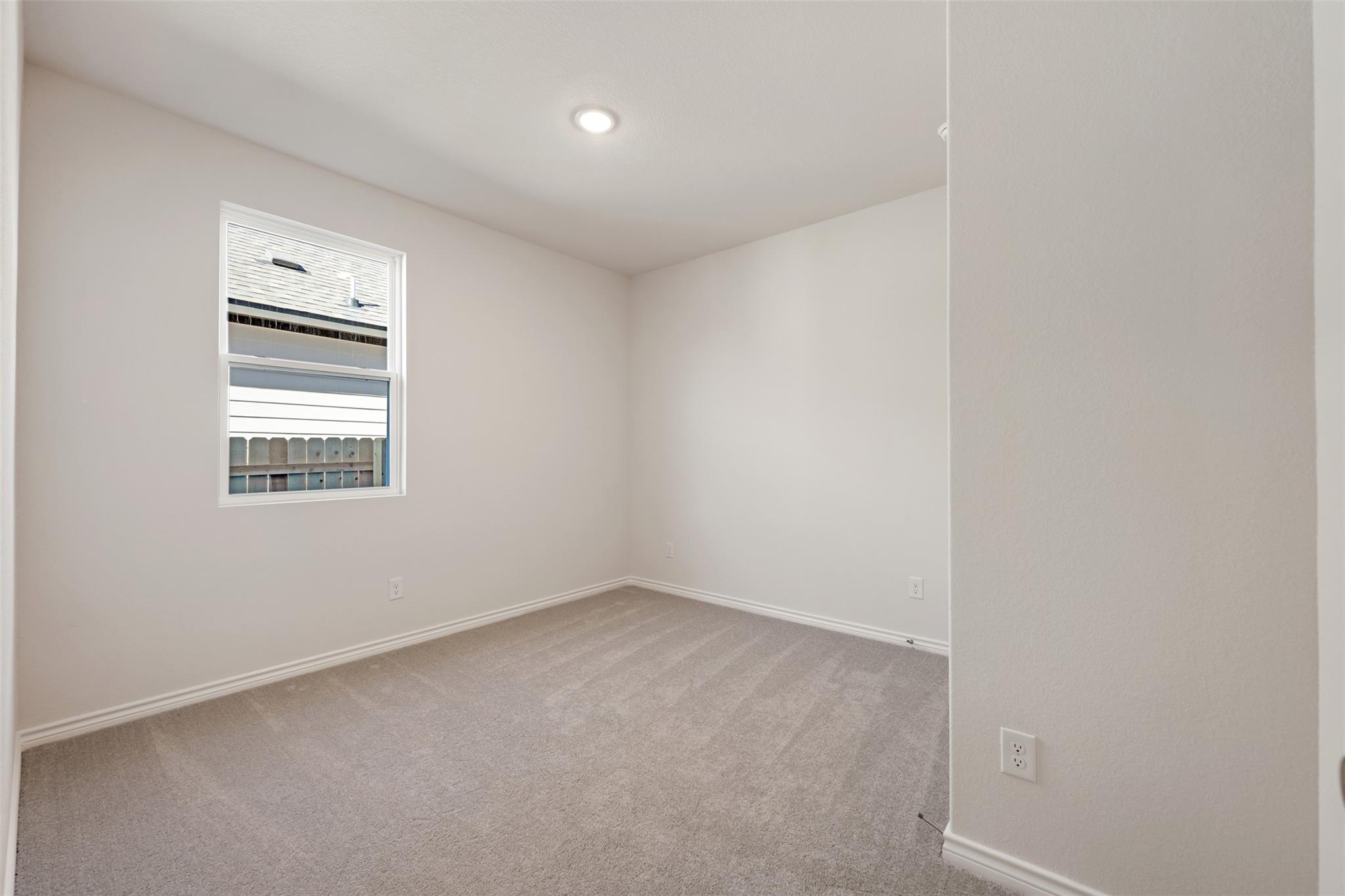 160 Ranier Way Property Photo 10