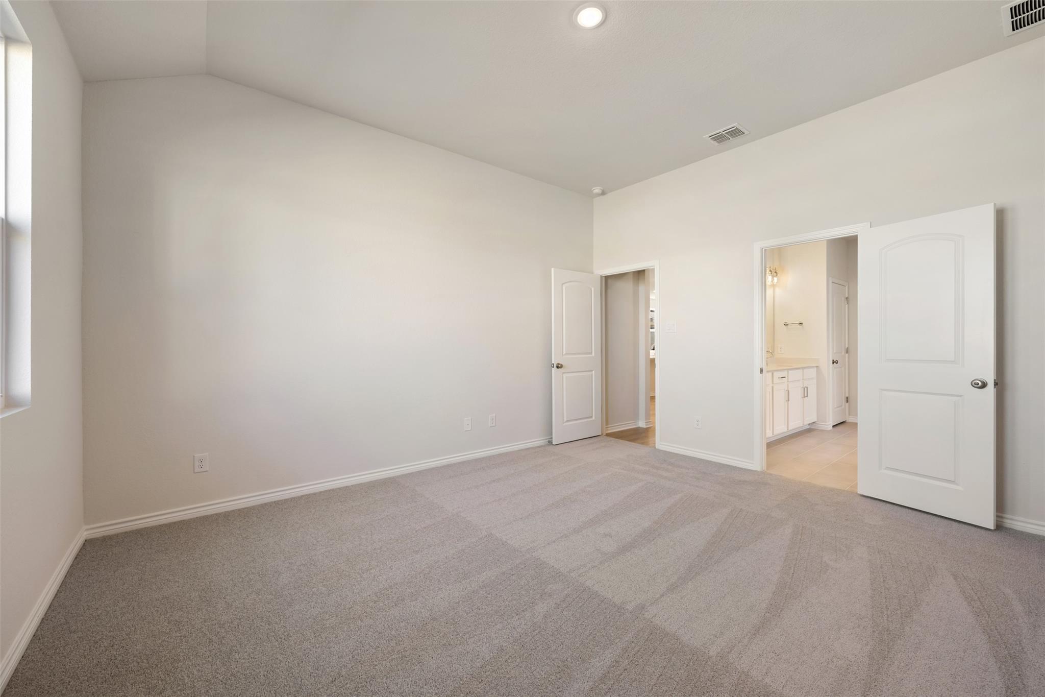 160 Ranier Way Property Photo 23