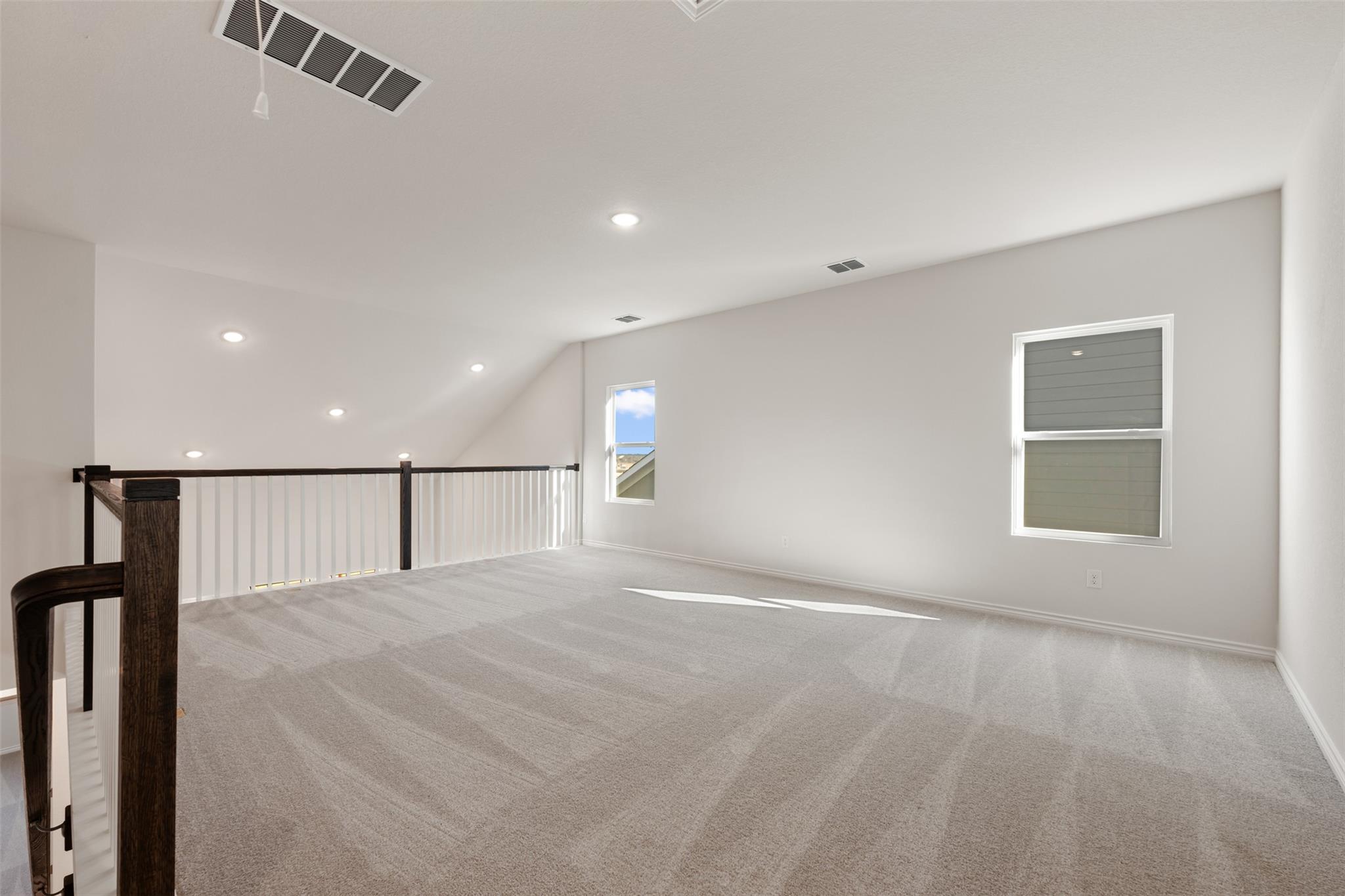 160 Ranier Way Property Photo 28