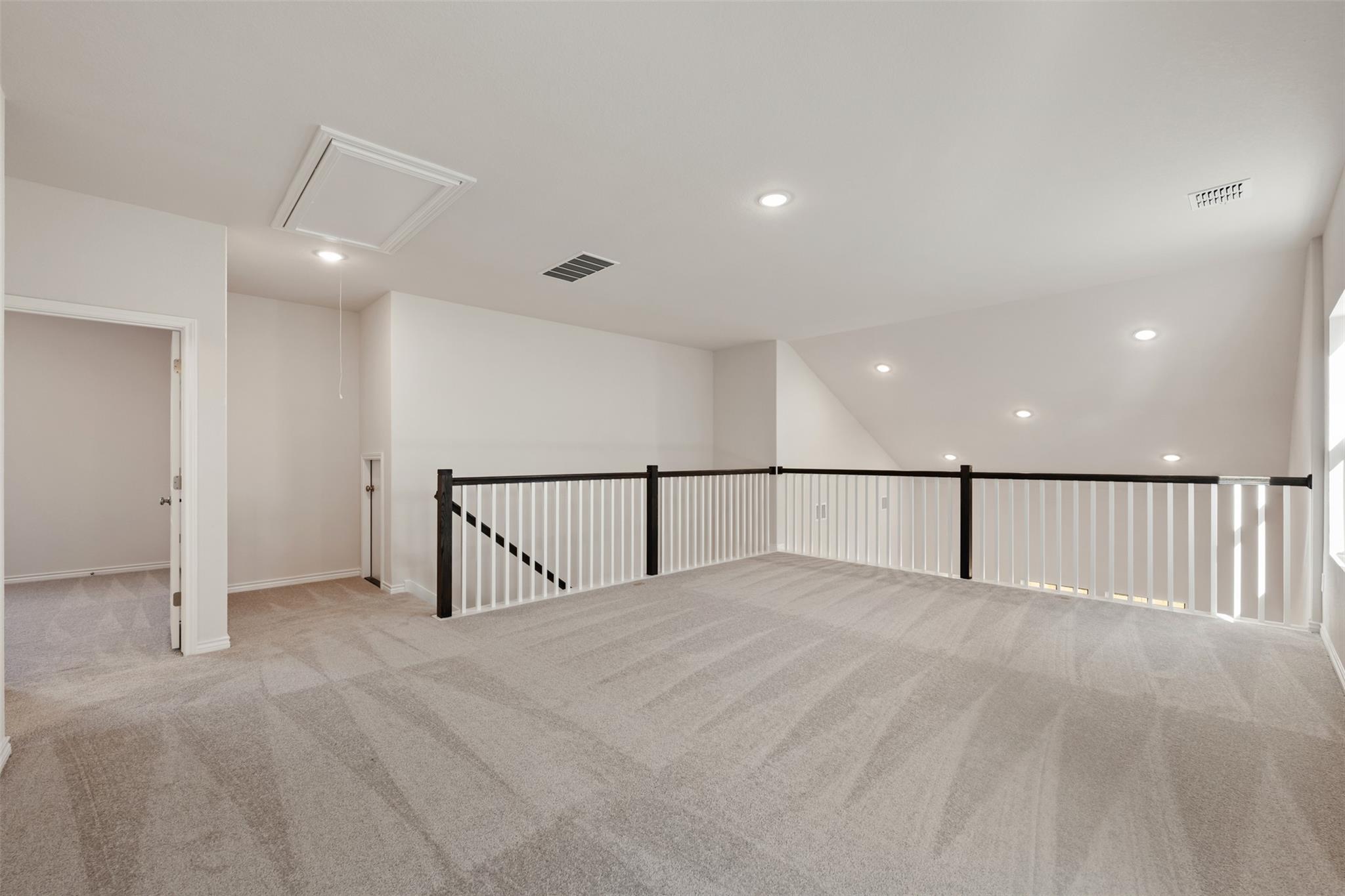 160 Ranier Way Property Photo 29