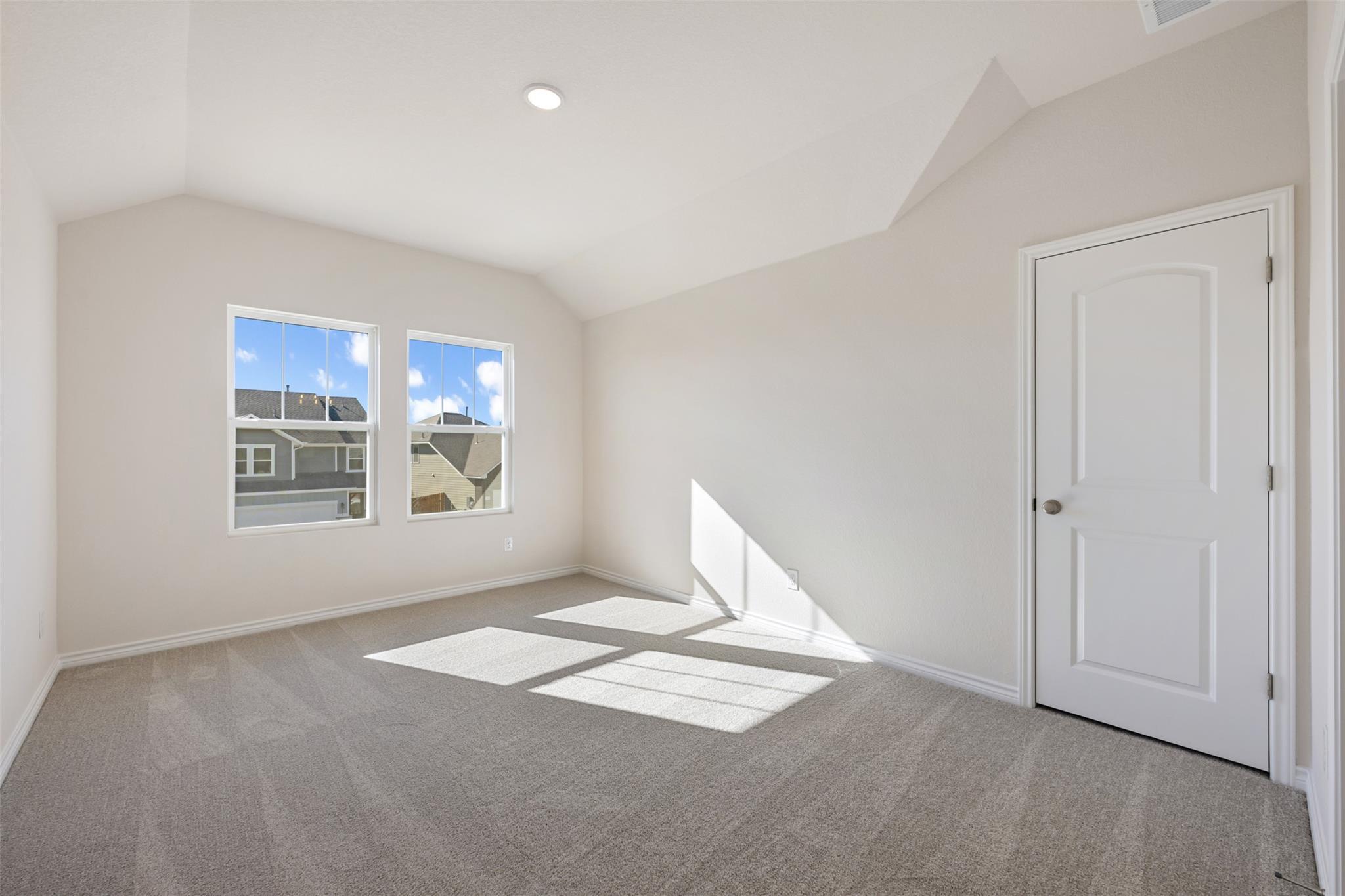 160 Ranier Way Property Photo 34