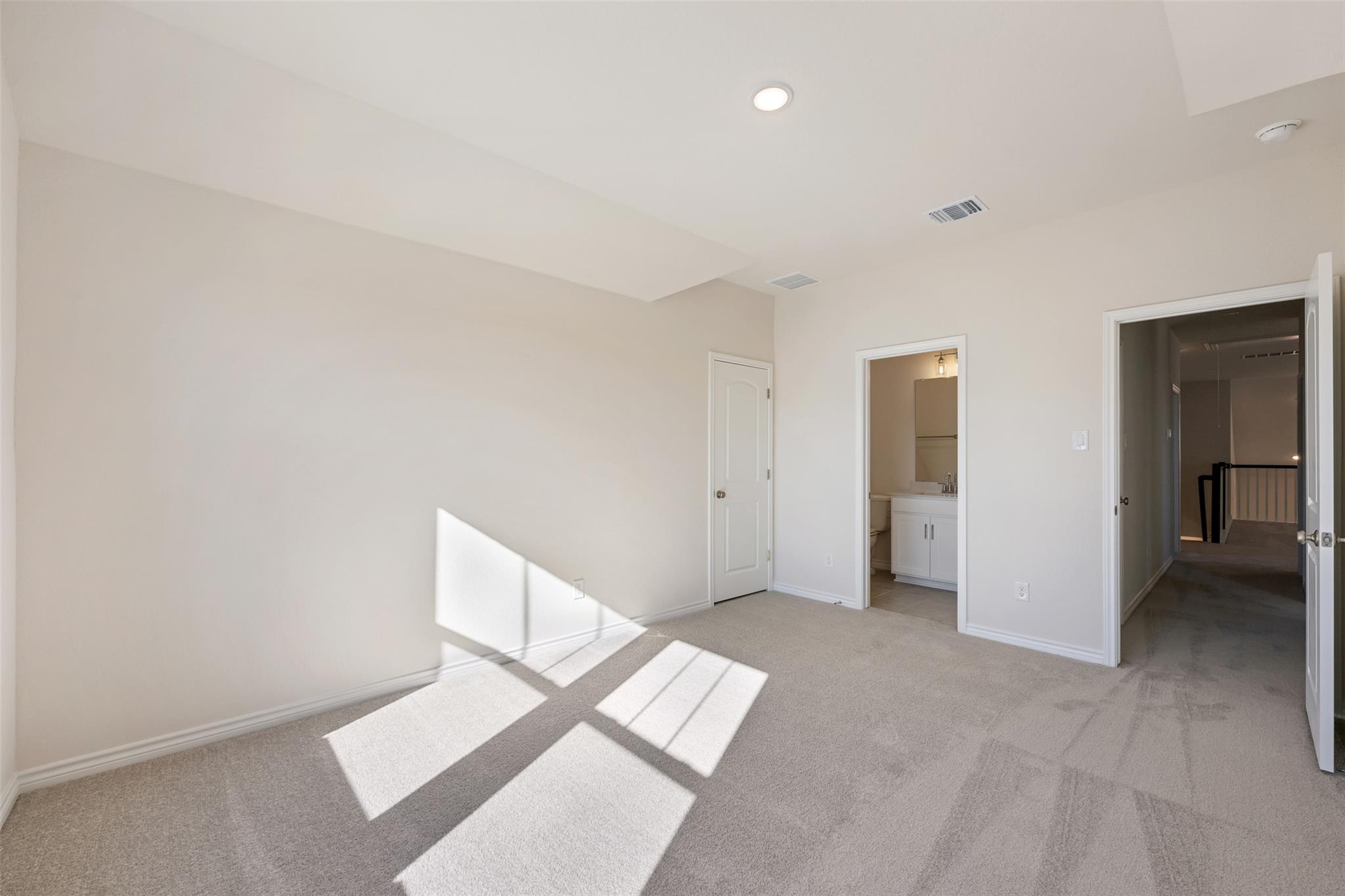160 Ranier Way Property Photo 35