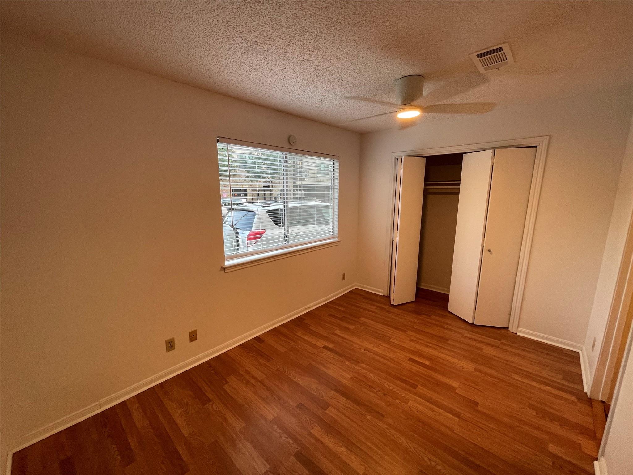 2514 Pearl St #103 Property Photo 5