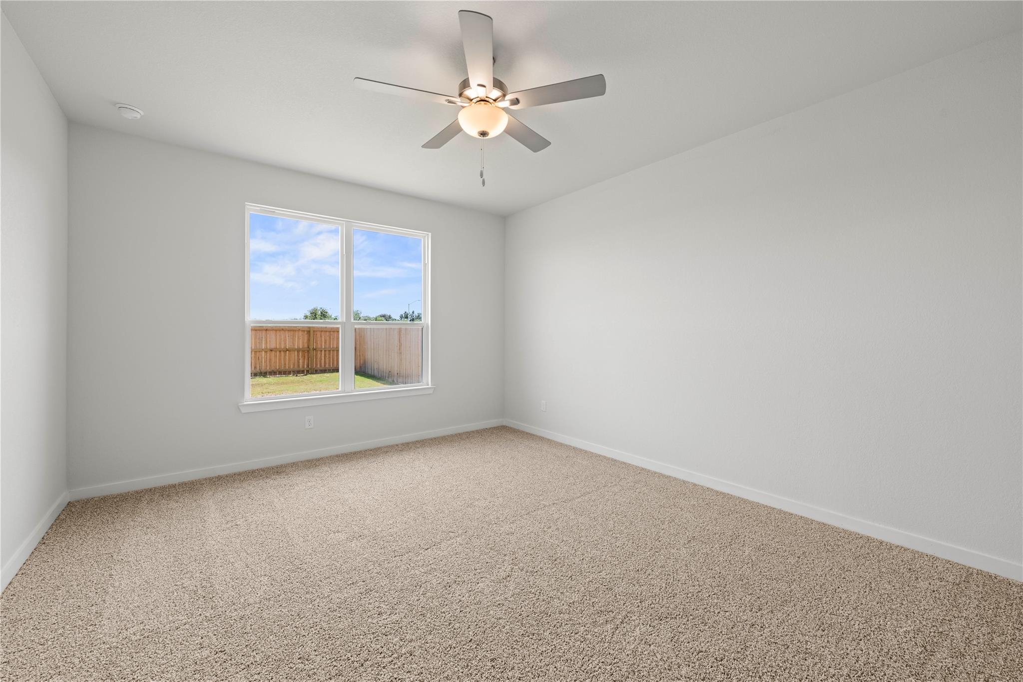 255 Gus Loop Property Photo 8