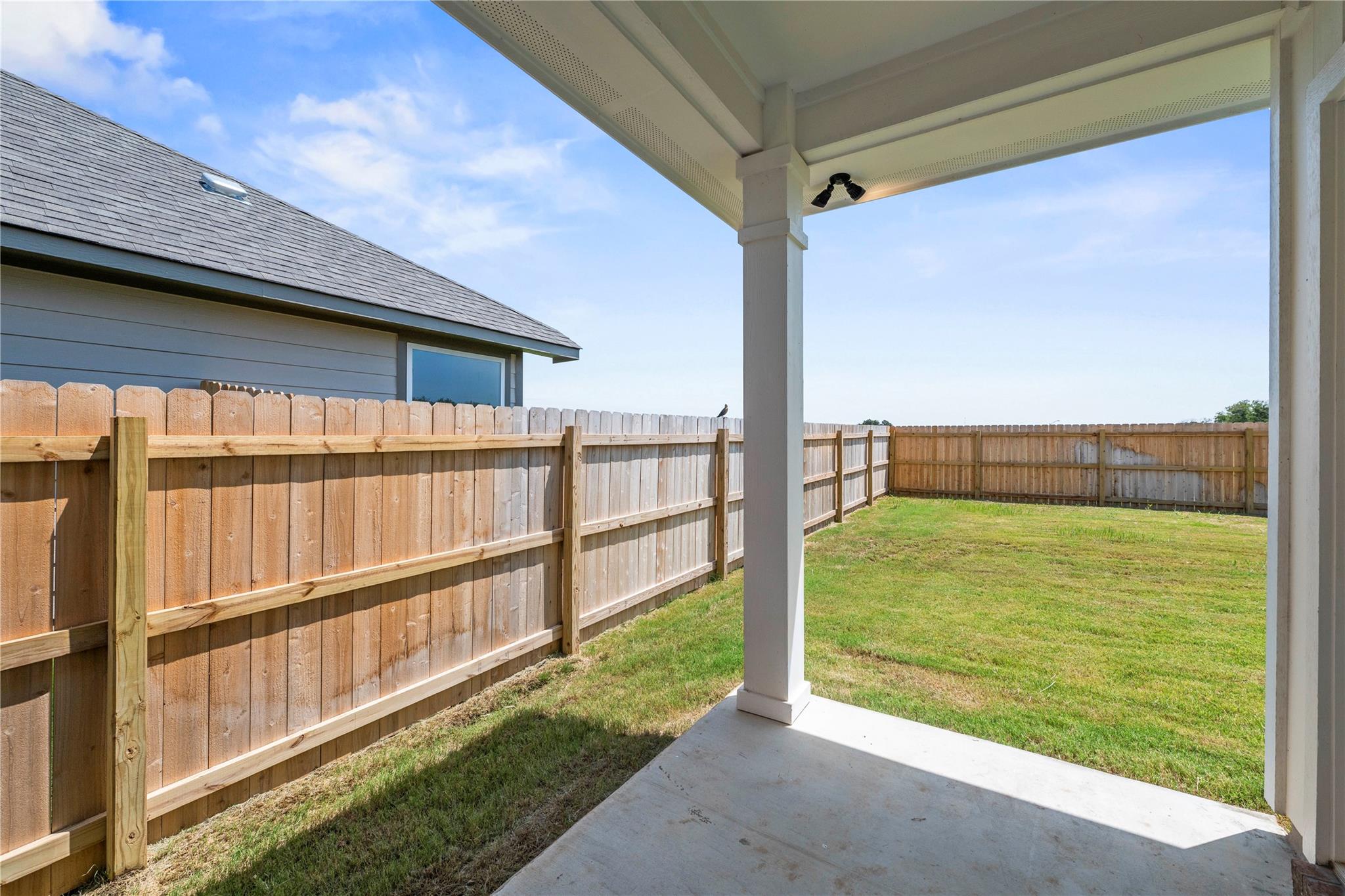 255 Gus Loop Property Photo 16