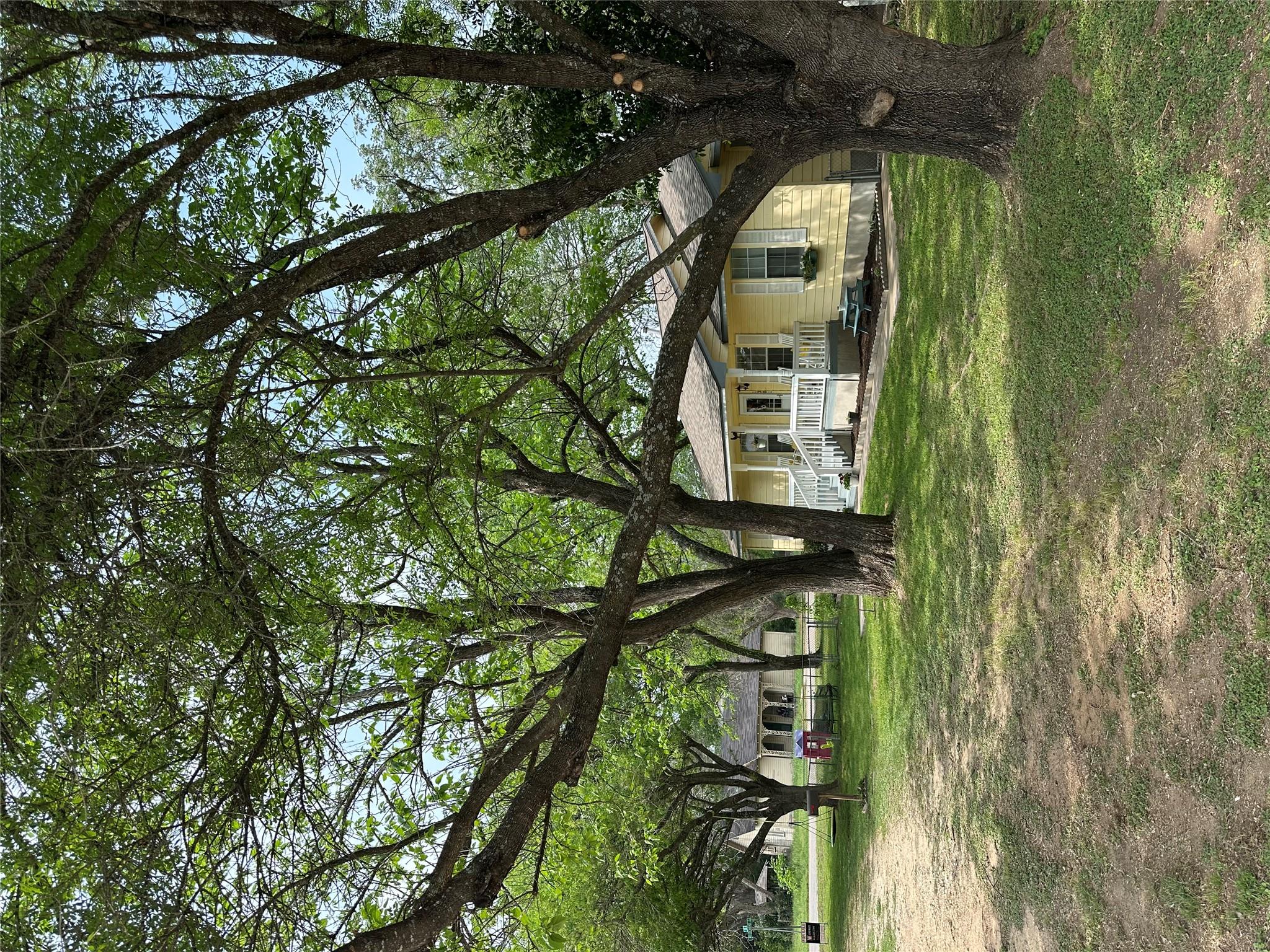1301 Ne 2nd St Property Photo 4