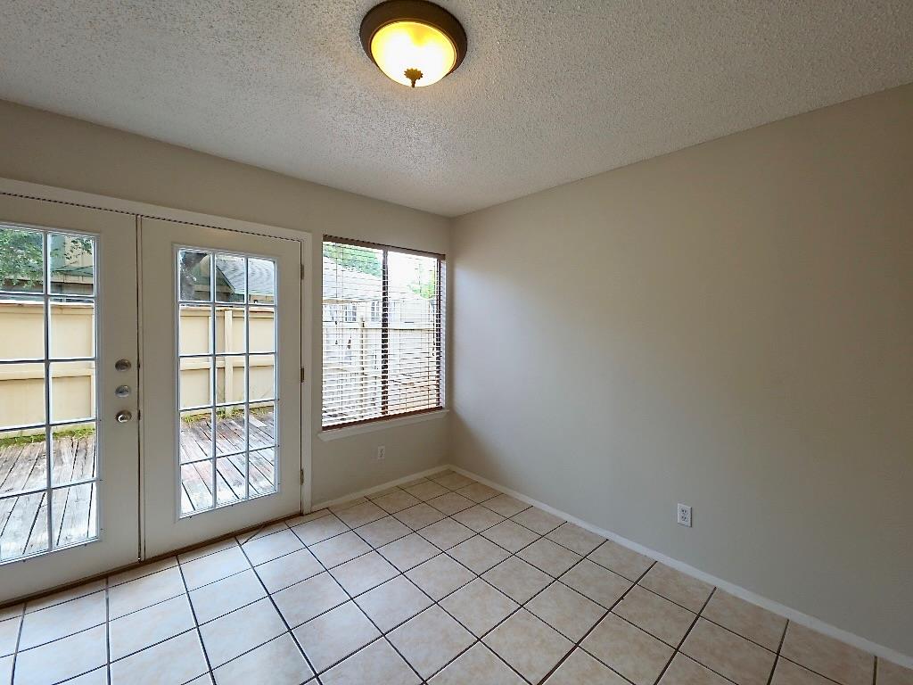 9611 Covey Ridge Ln Property Photo 5