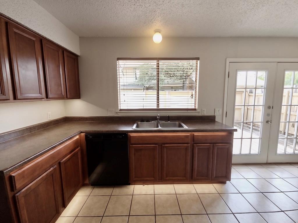 9611 Covey Ridge Ln Property Photo 8