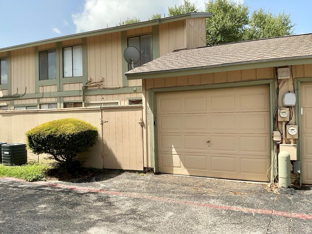 9611 Covey Ridge Ln Property Photo 16