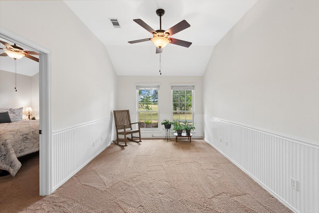 106 Double Horn Trl Property Photo 18