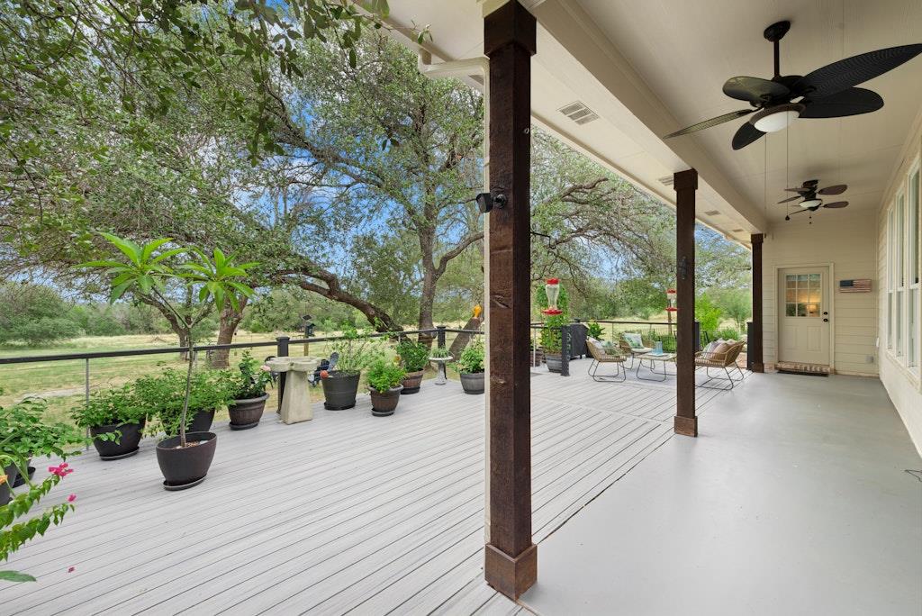 106 Double Horn Trl Property Photo 23