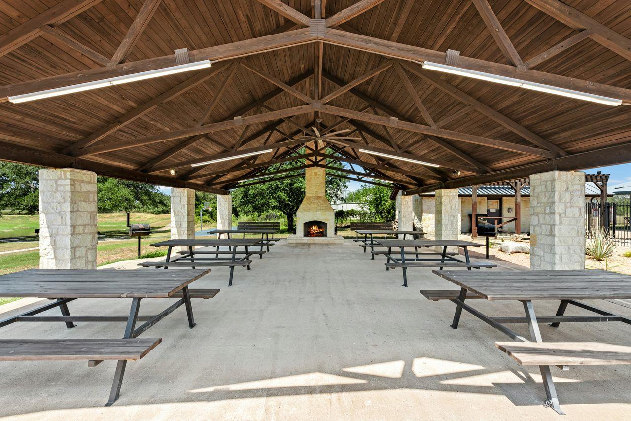 106 Double Horn Trl Property Photo 36