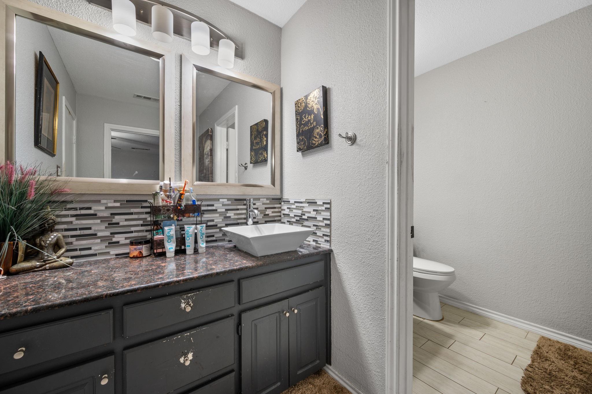 4401 Stagecoach Trl Property Photo 16