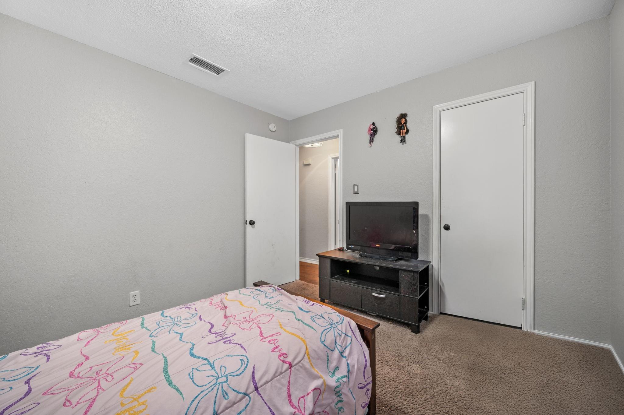4401 Stagecoach Trl Property Photo 24