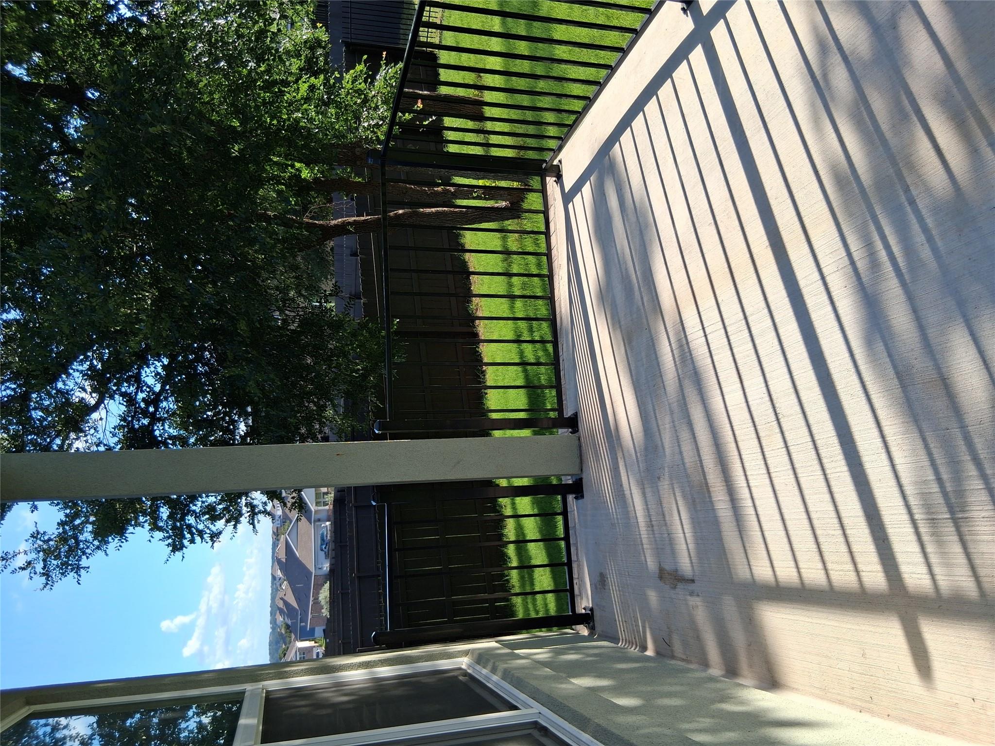 2121 Golden Grain Ln Property Photo 11