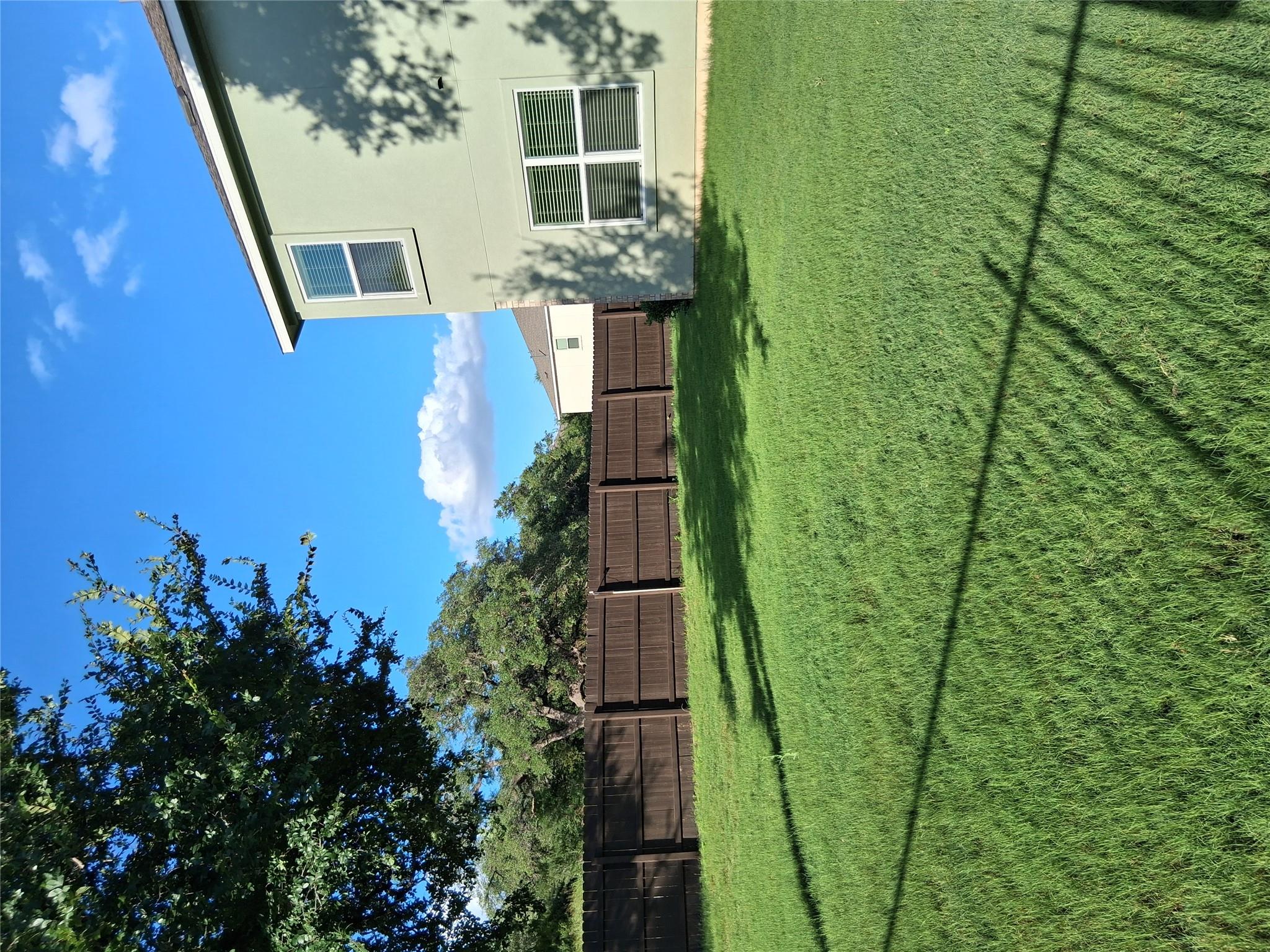 2121 Golden Grain Ln Property Photo 15