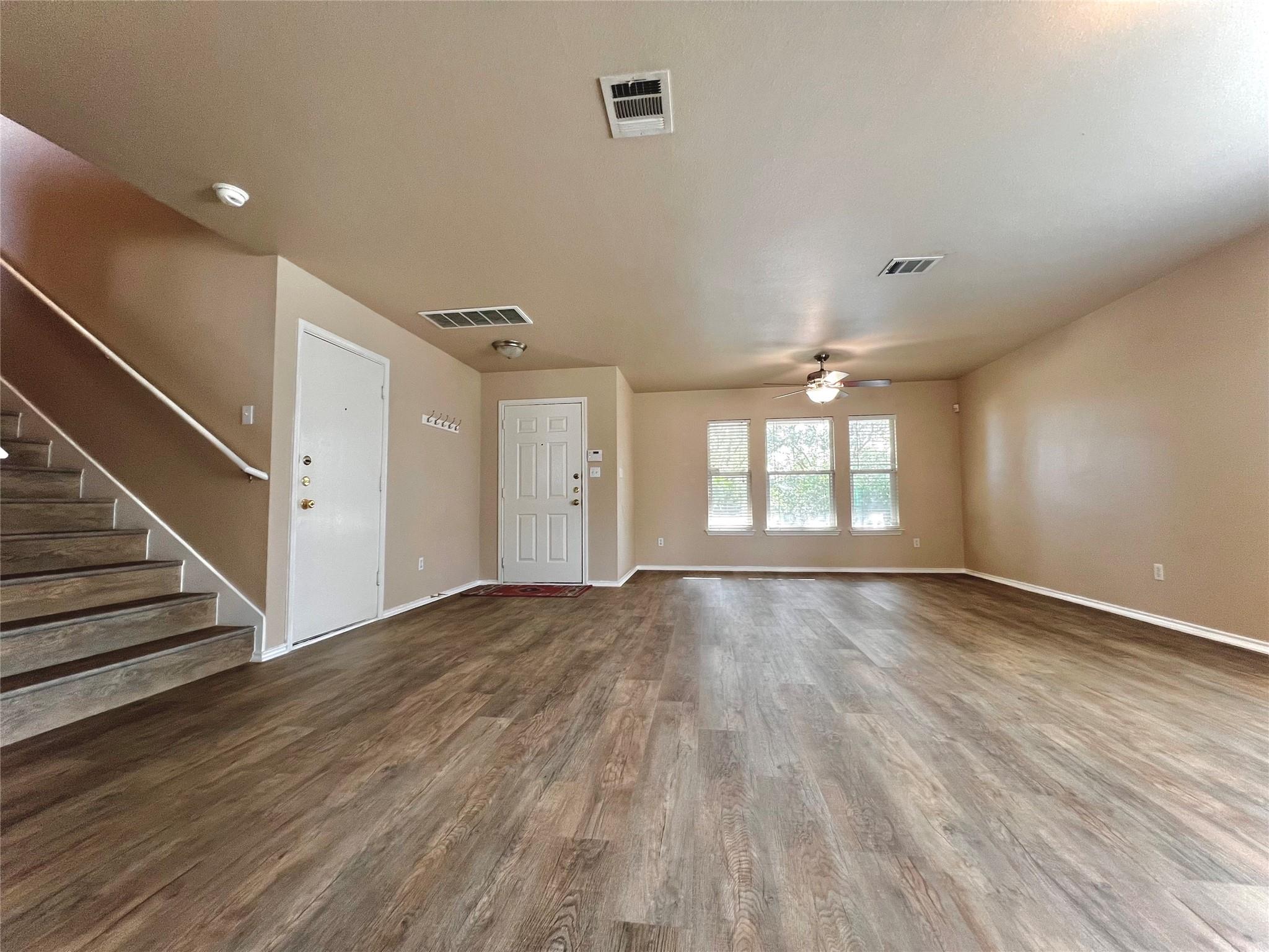3515 Sandy Brook Dr Property Photo 1