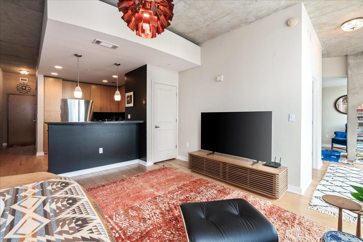 360 Nueces St #1408 Property Photo 13
