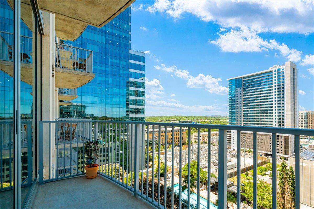 360 Nueces St #1408 Property Photo 24