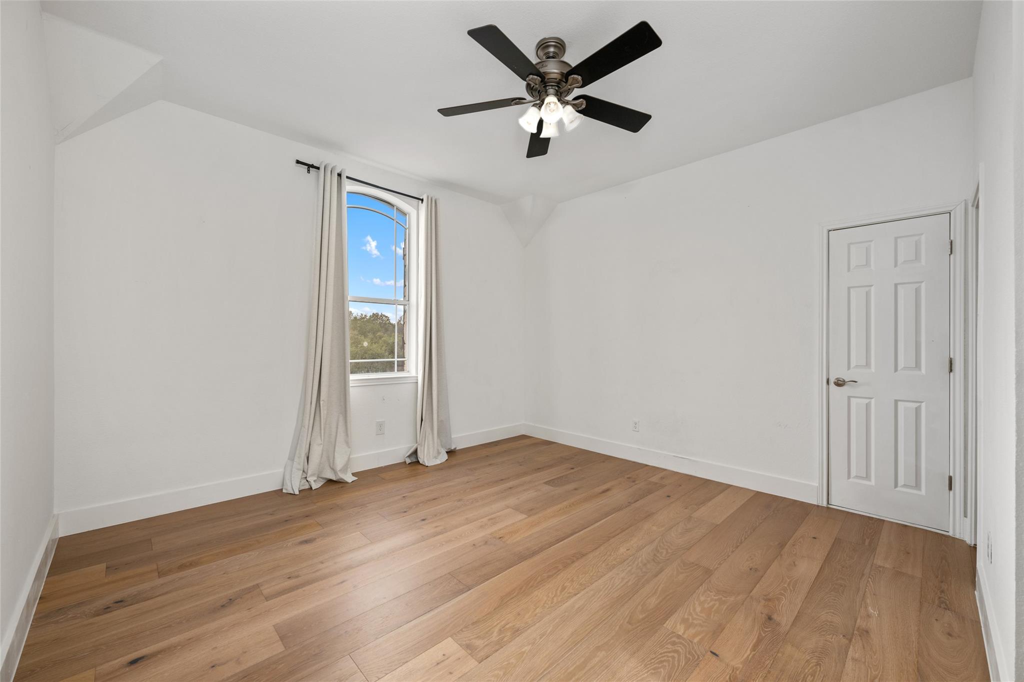 9943 Derecho Dr Property Photo 31
