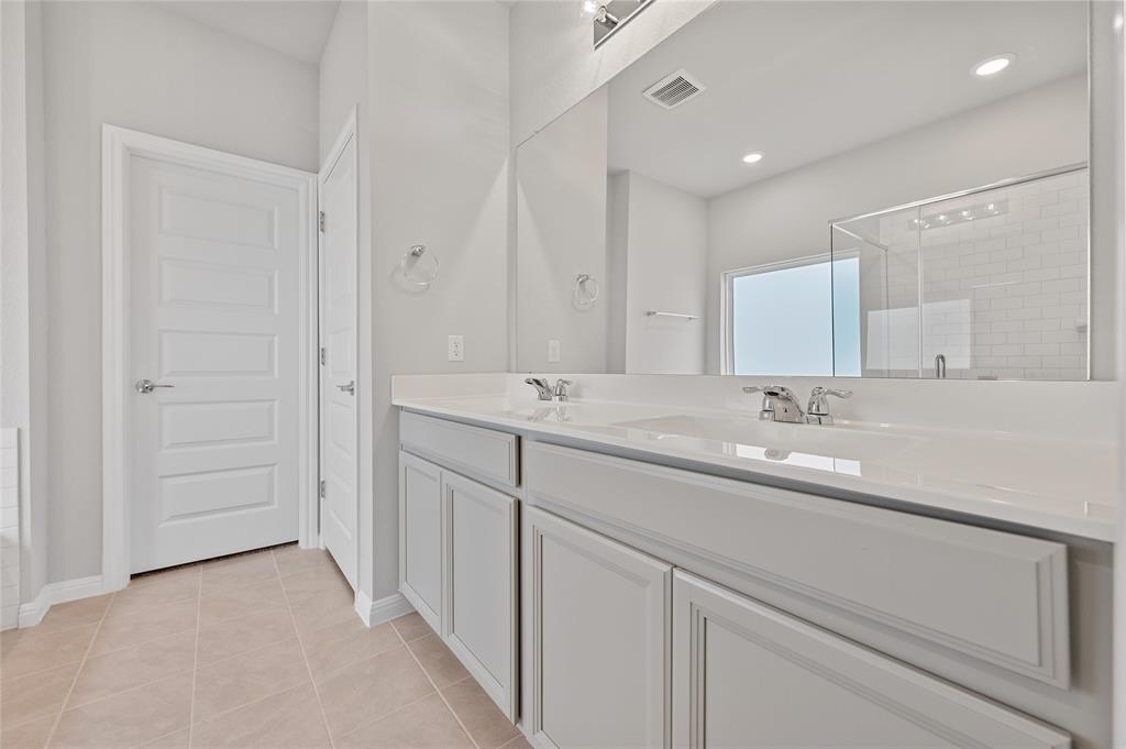 732 Gray Fox Loop Property Photo 9