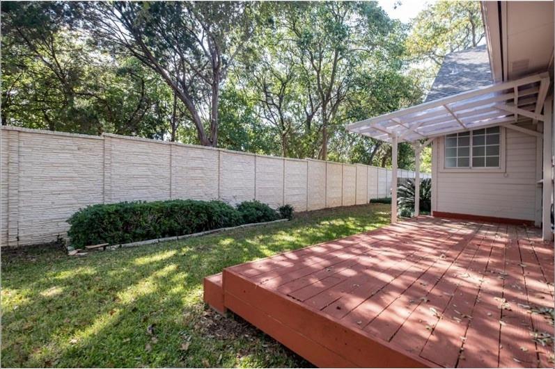 505 Oak Park Dr Property Photo 18