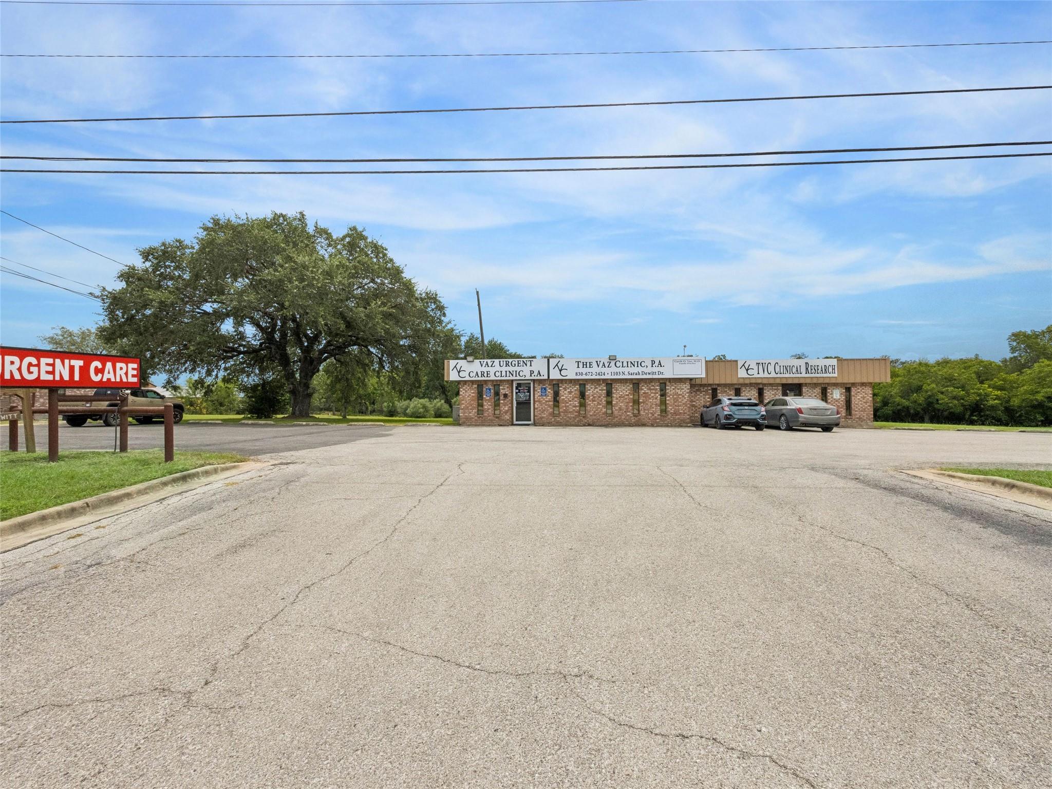 1103 N Sarah Dewitt Dr N Property Photo 1
