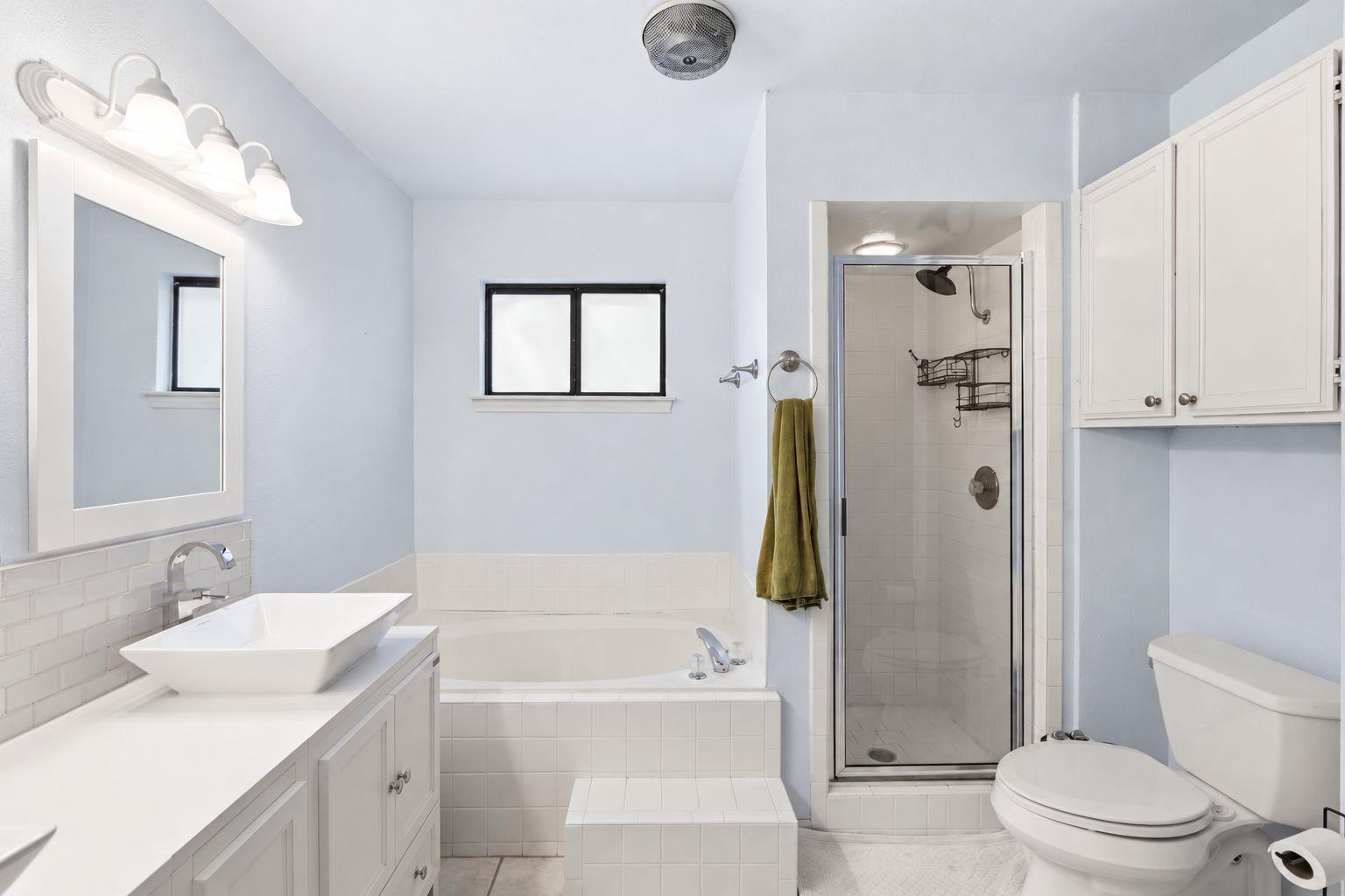 8103 Doe Meadow Dr Property Photo 16