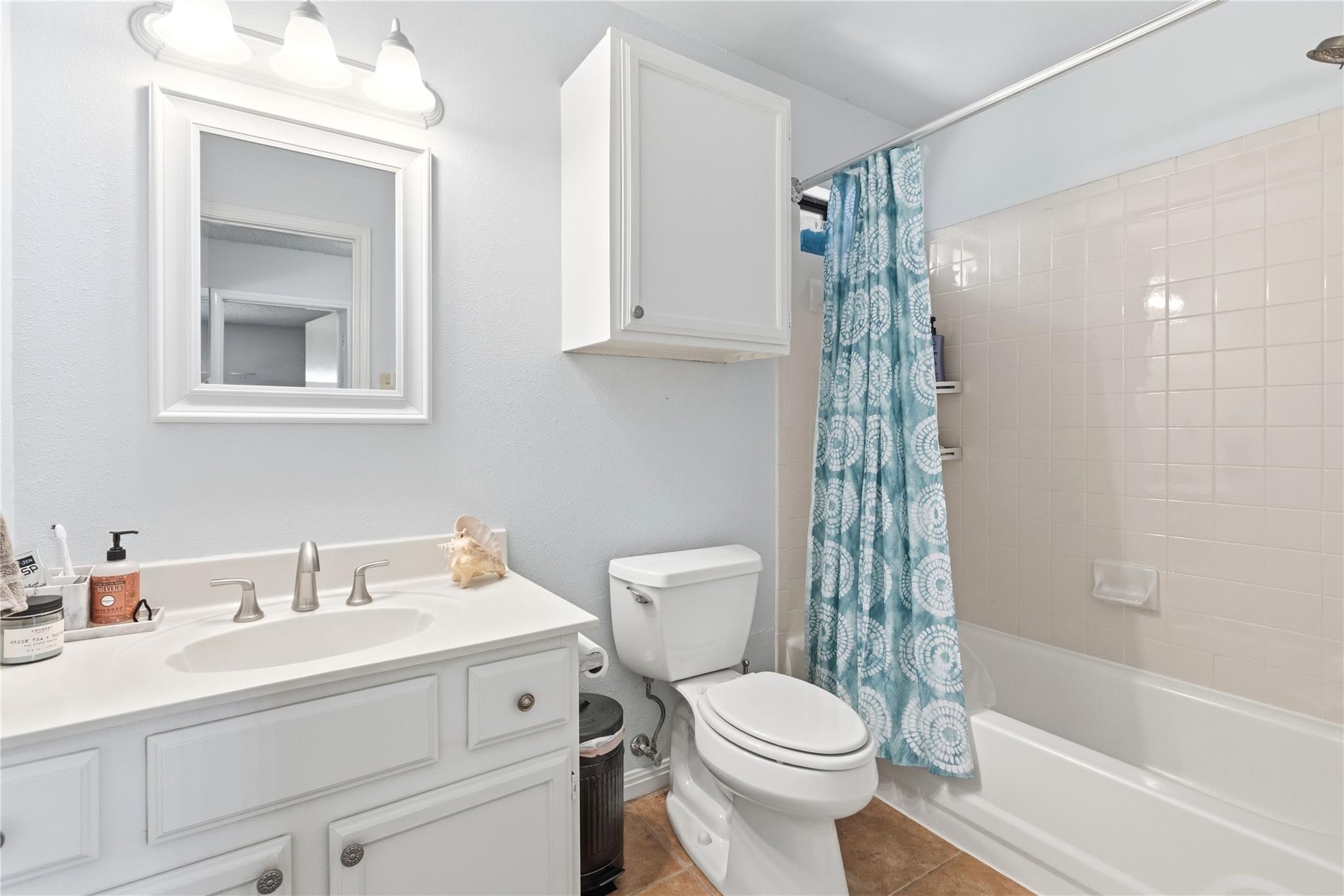 8103 Doe Meadow Dr Property Photo 23