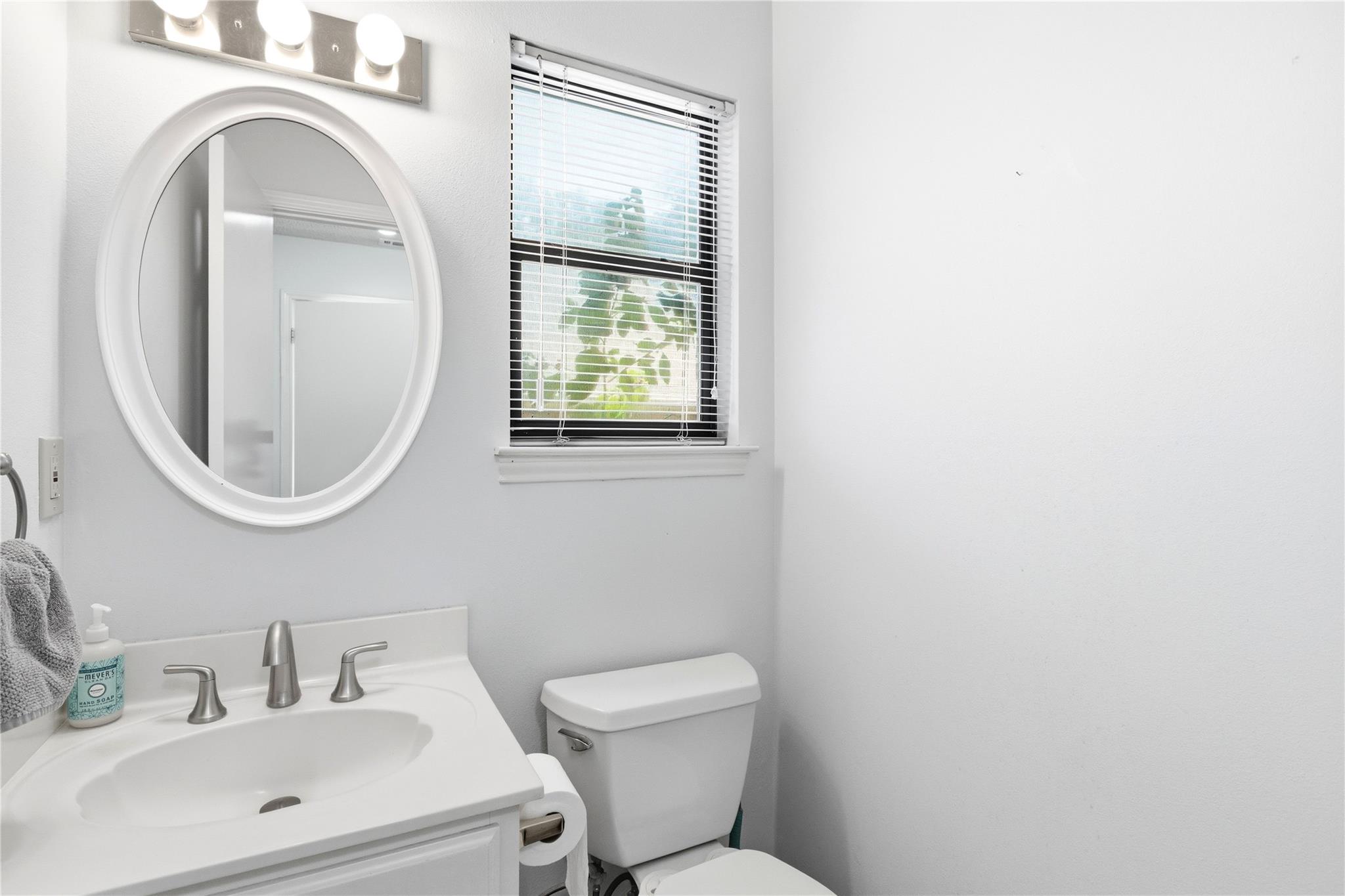 8103 Doe Meadow Dr Property Photo 25