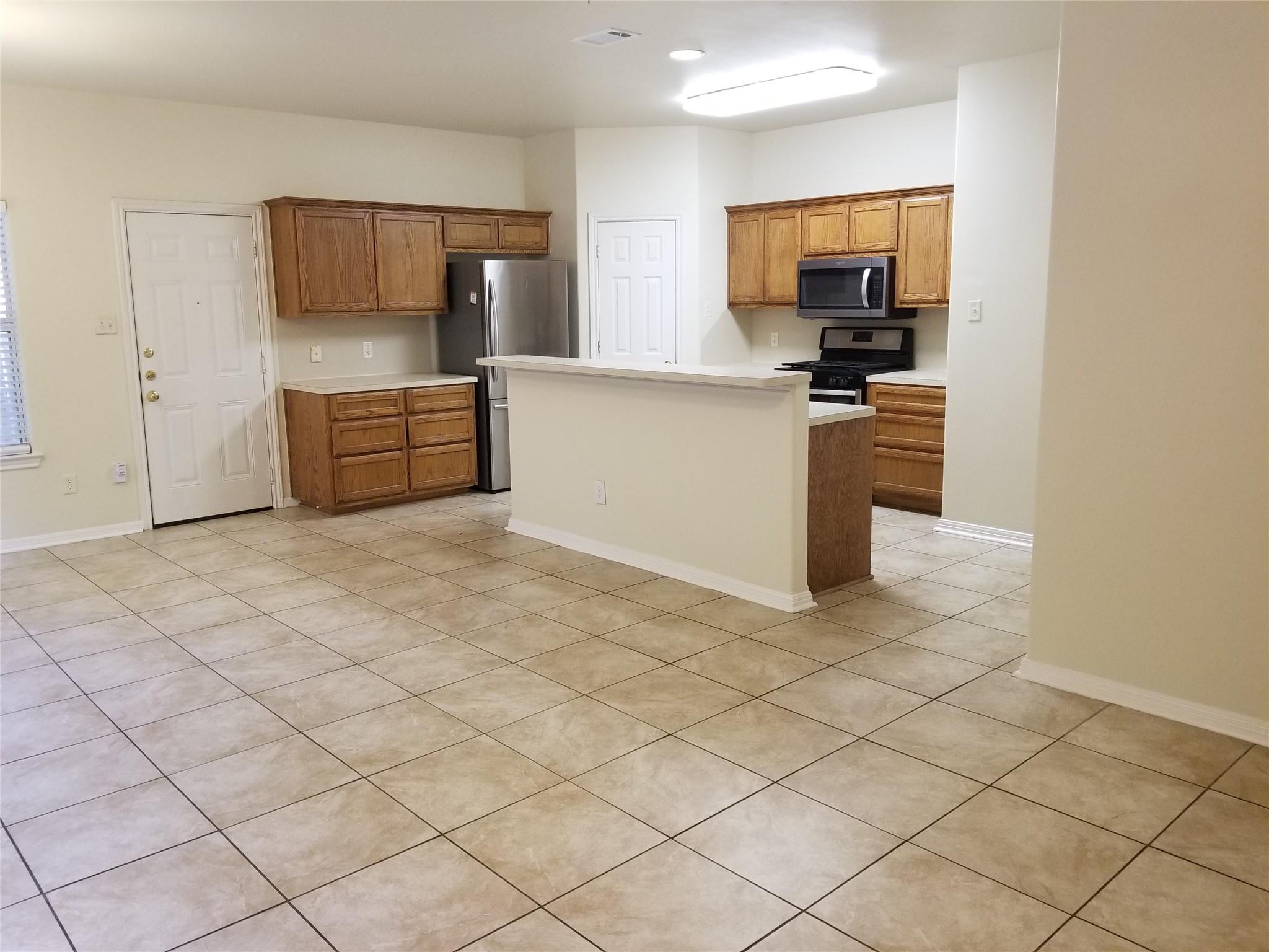 2928 Thrushwood Dr #a Property Photo 6