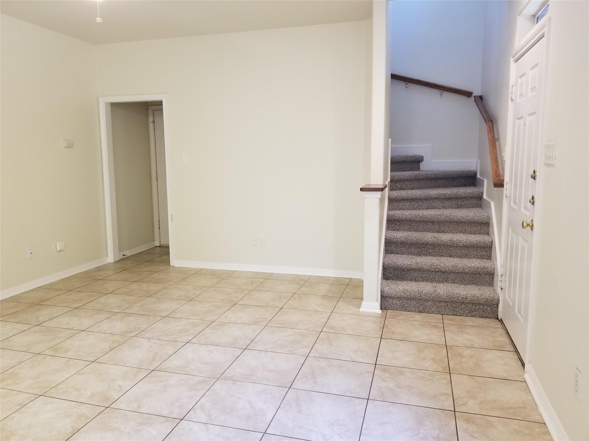 2928 Thrushwood Dr #a Property Photo 7