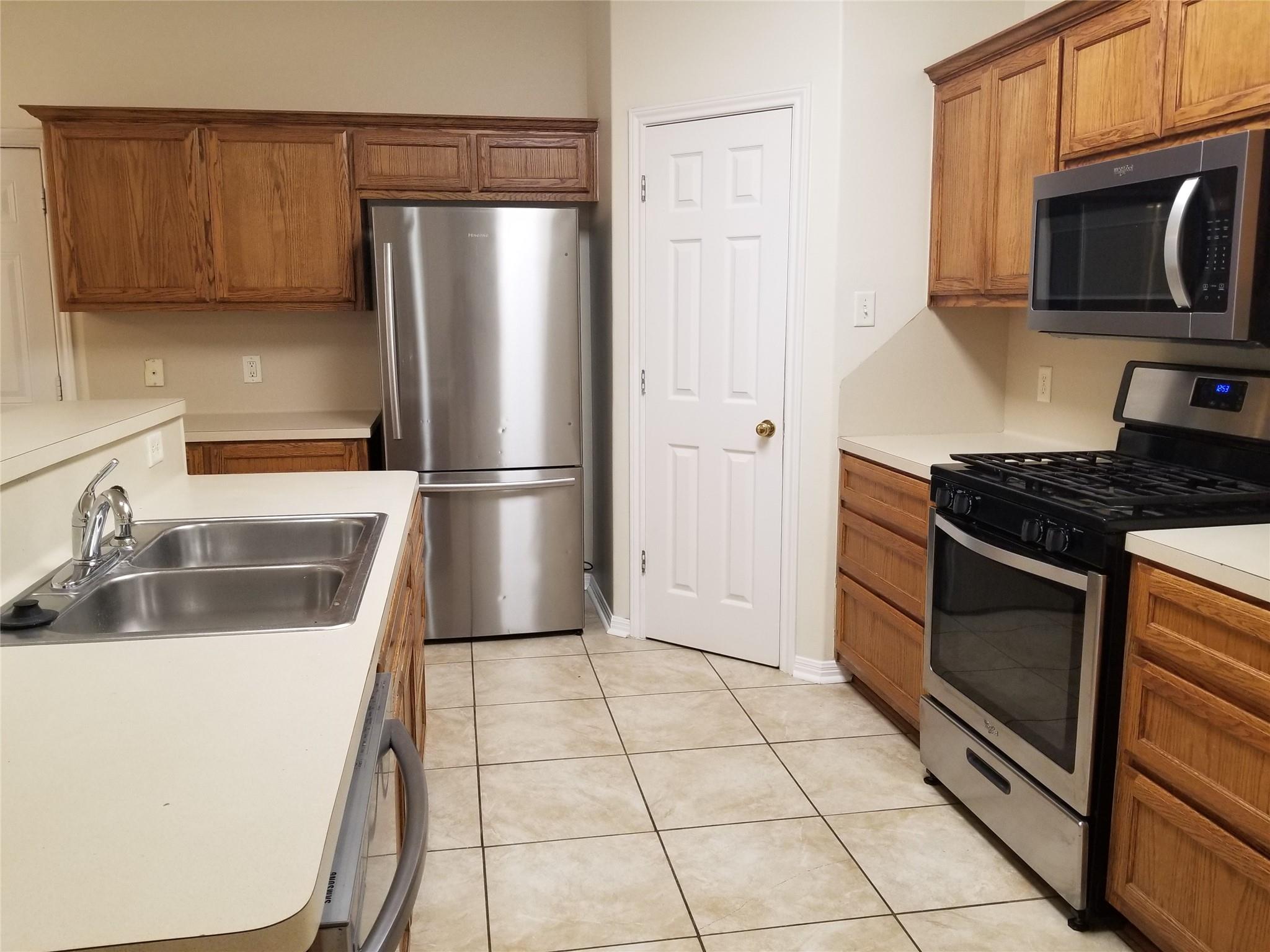 2928 Thrushwood Dr #a Property Photo 8