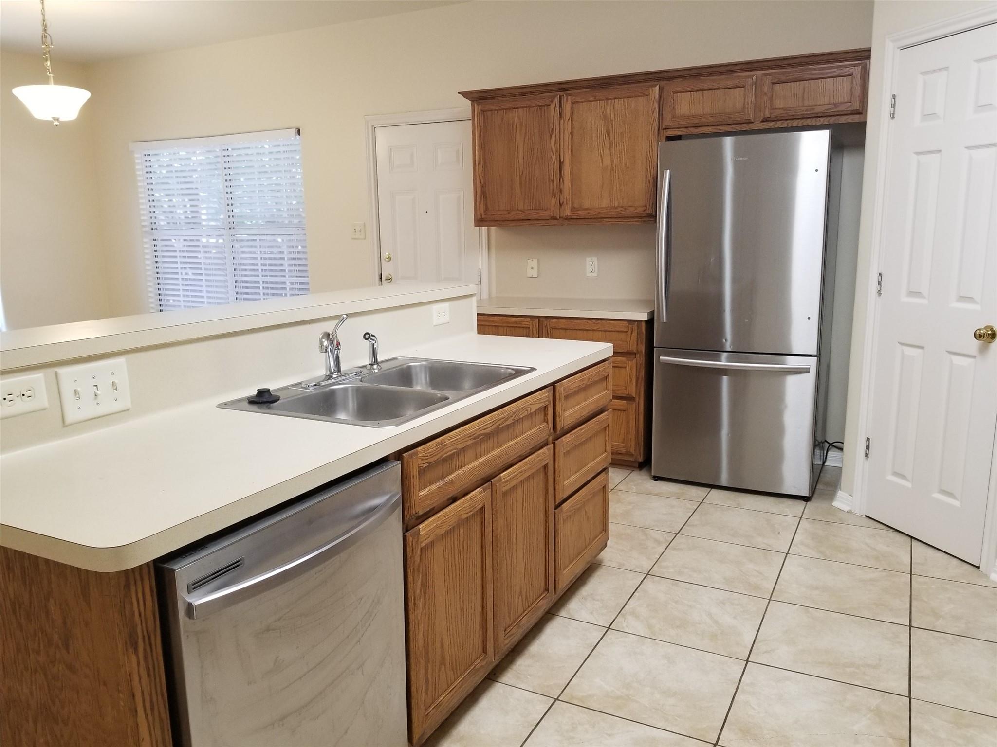 2928 Thrushwood Dr #a Property Photo 11