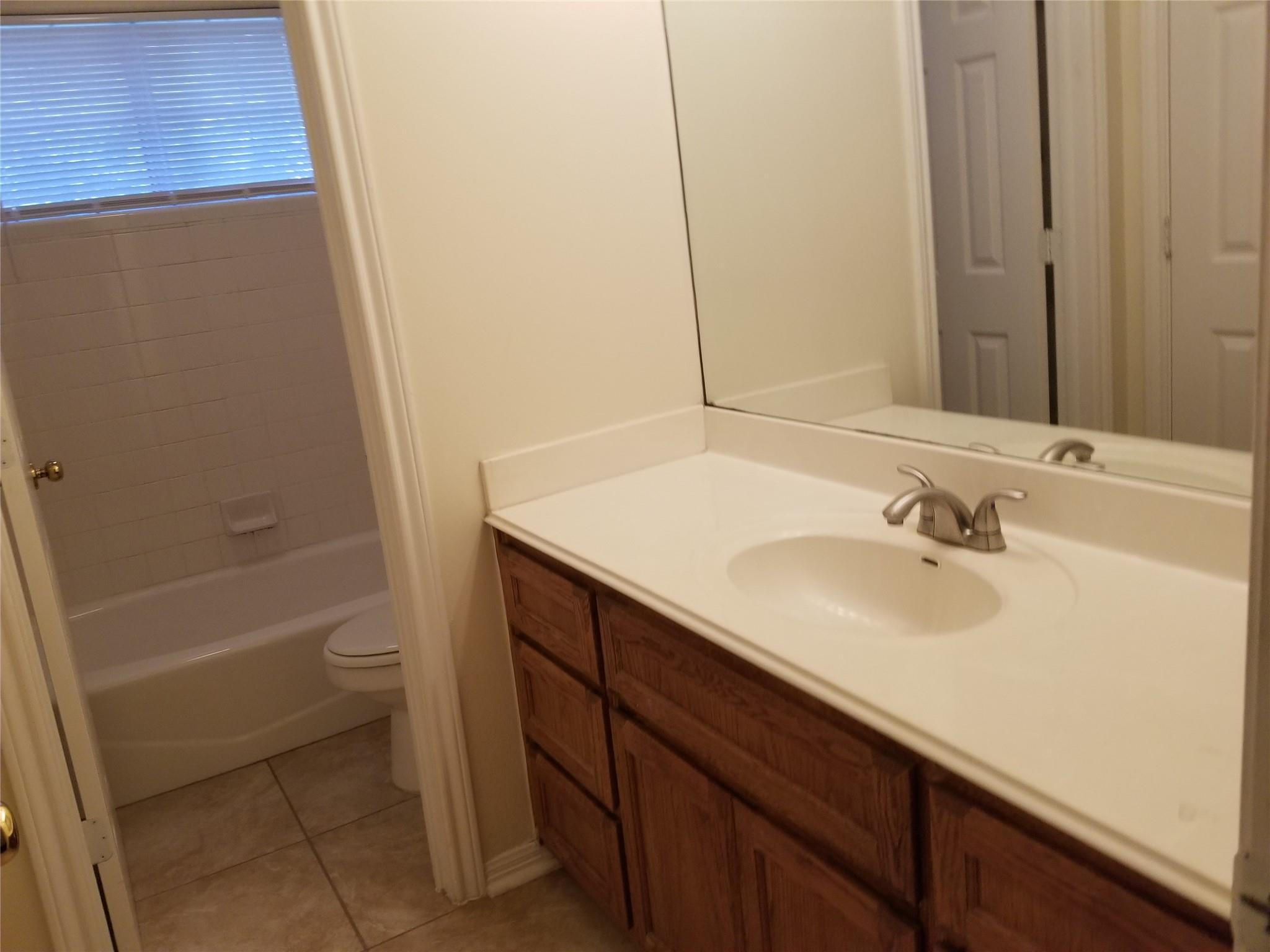 2928 Thrushwood Dr #a Property Photo 15